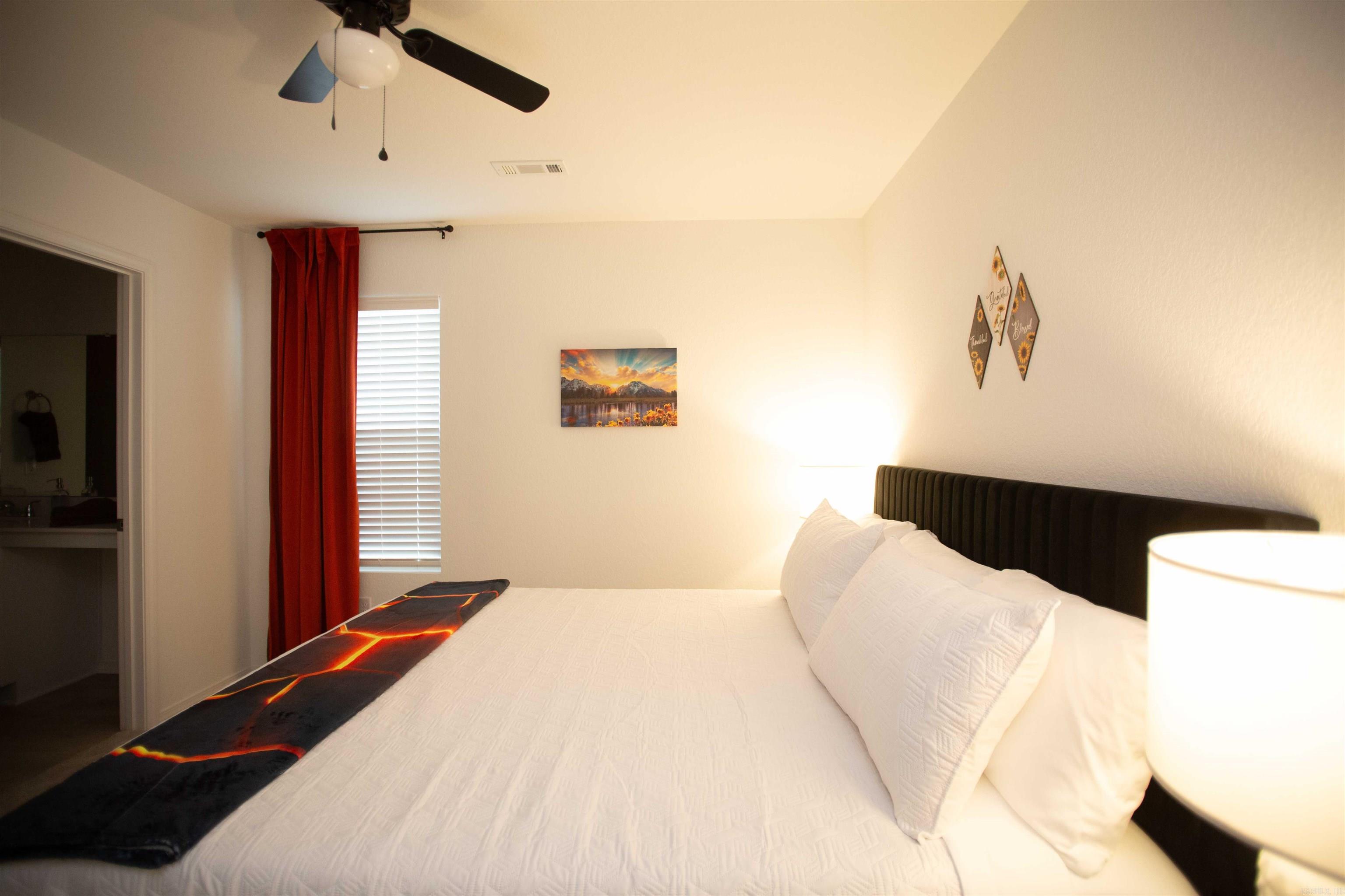 COUNTRY CLUB OF ARK THE - Residential Lease