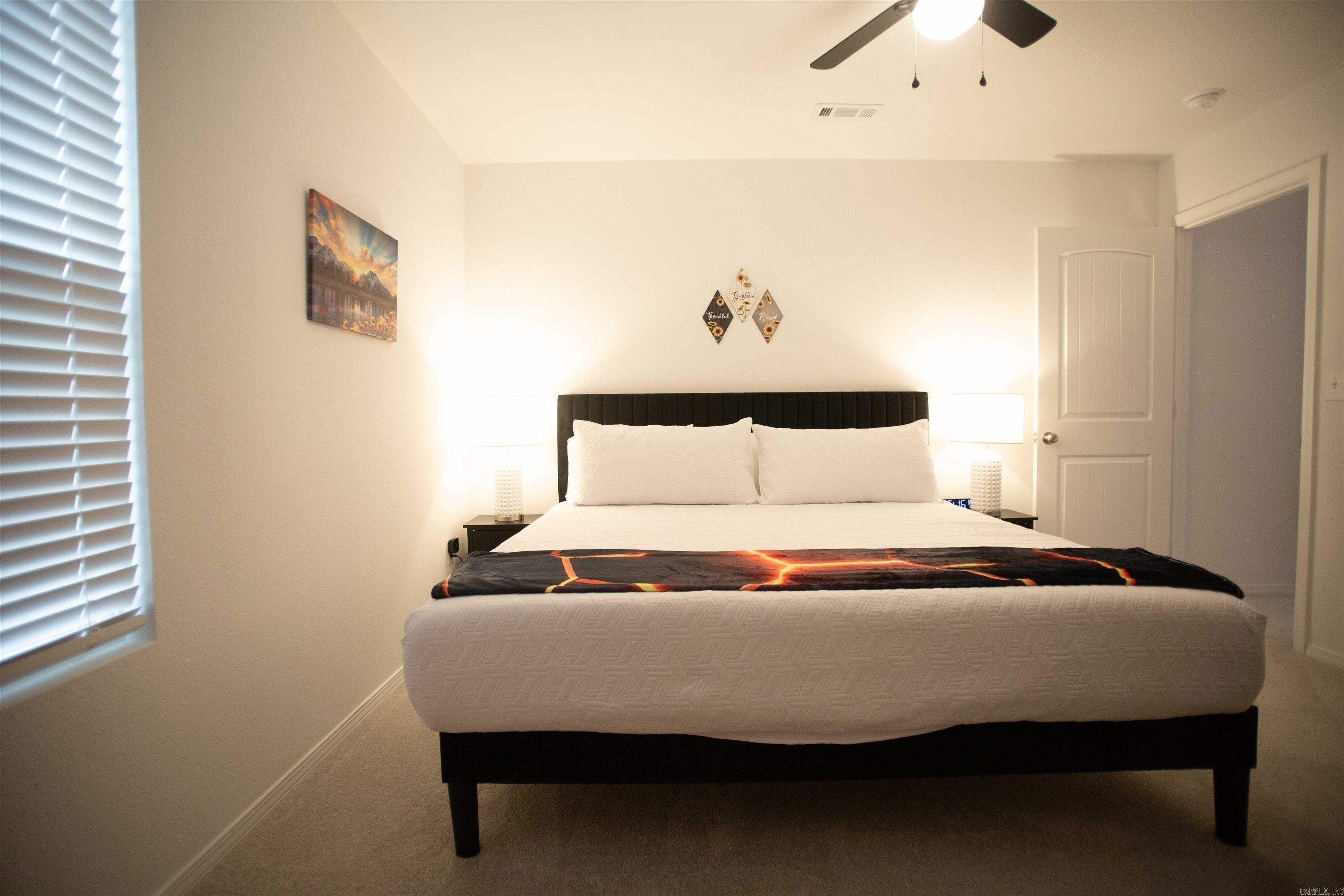 COUNTRY CLUB OF ARK THE - Residential Lease