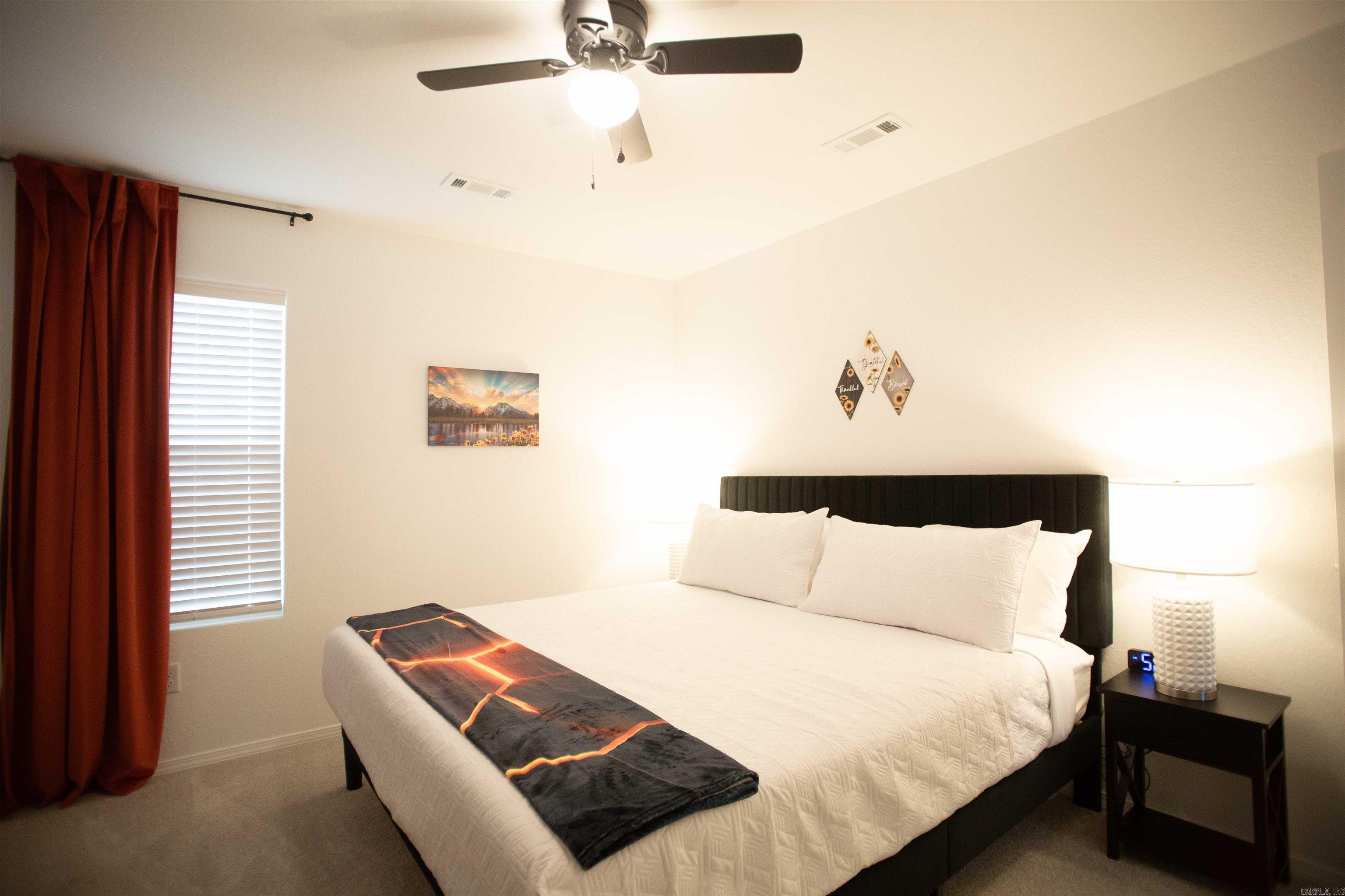 COUNTRY CLUB OF ARK THE - Residential Lease