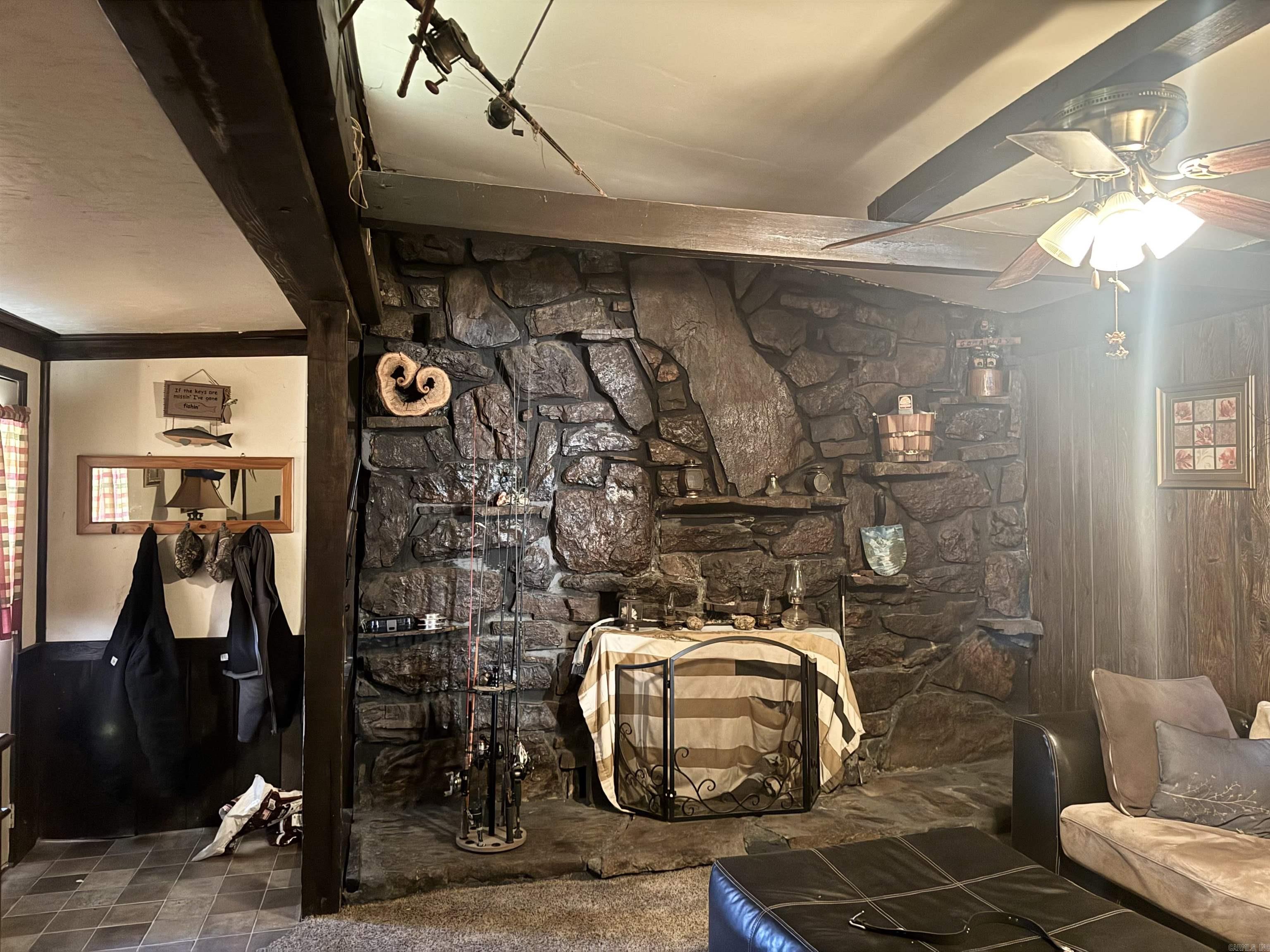 WESTMORELAND HEIGHTS - Residential