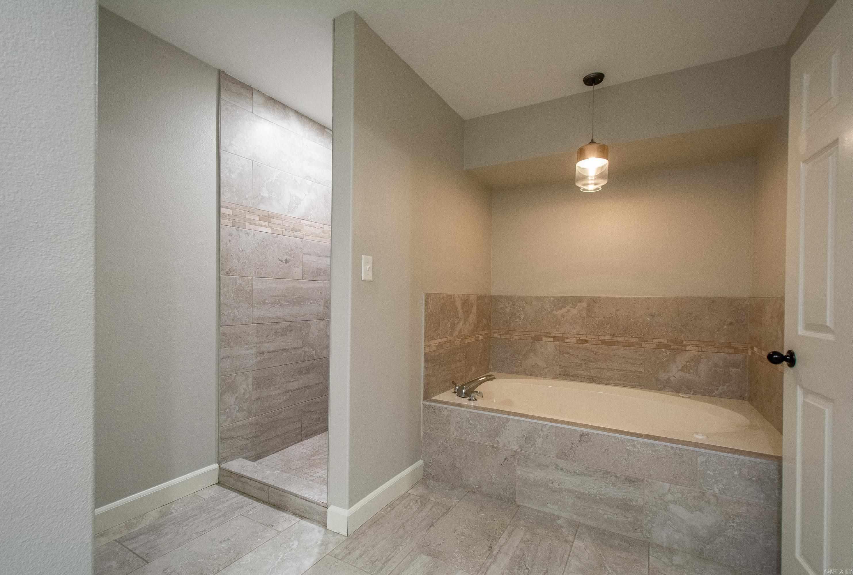 WOODLAND HEIGHTS ADDN - Residential