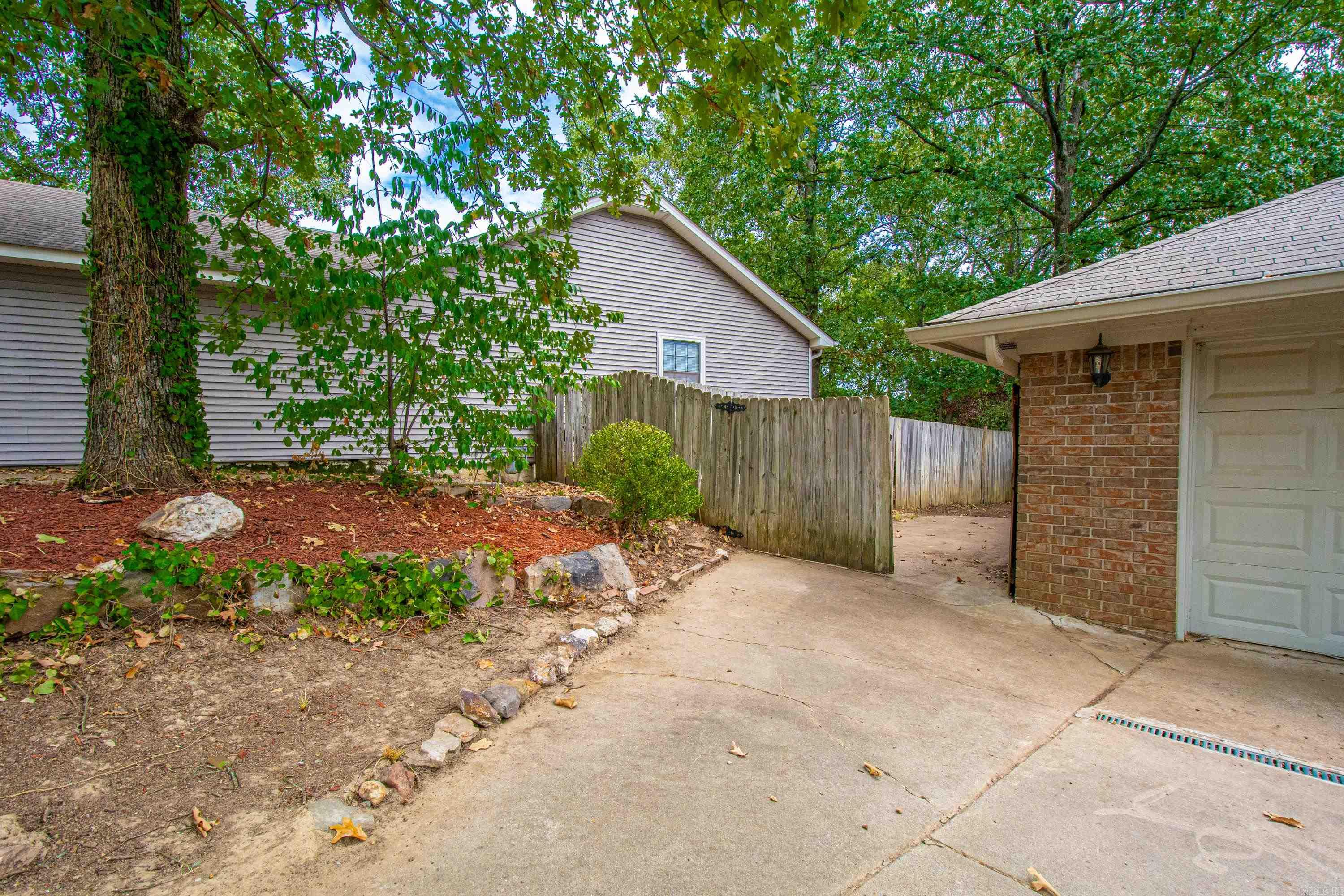 WOODLAND HEIGHTS ADDN - Residential