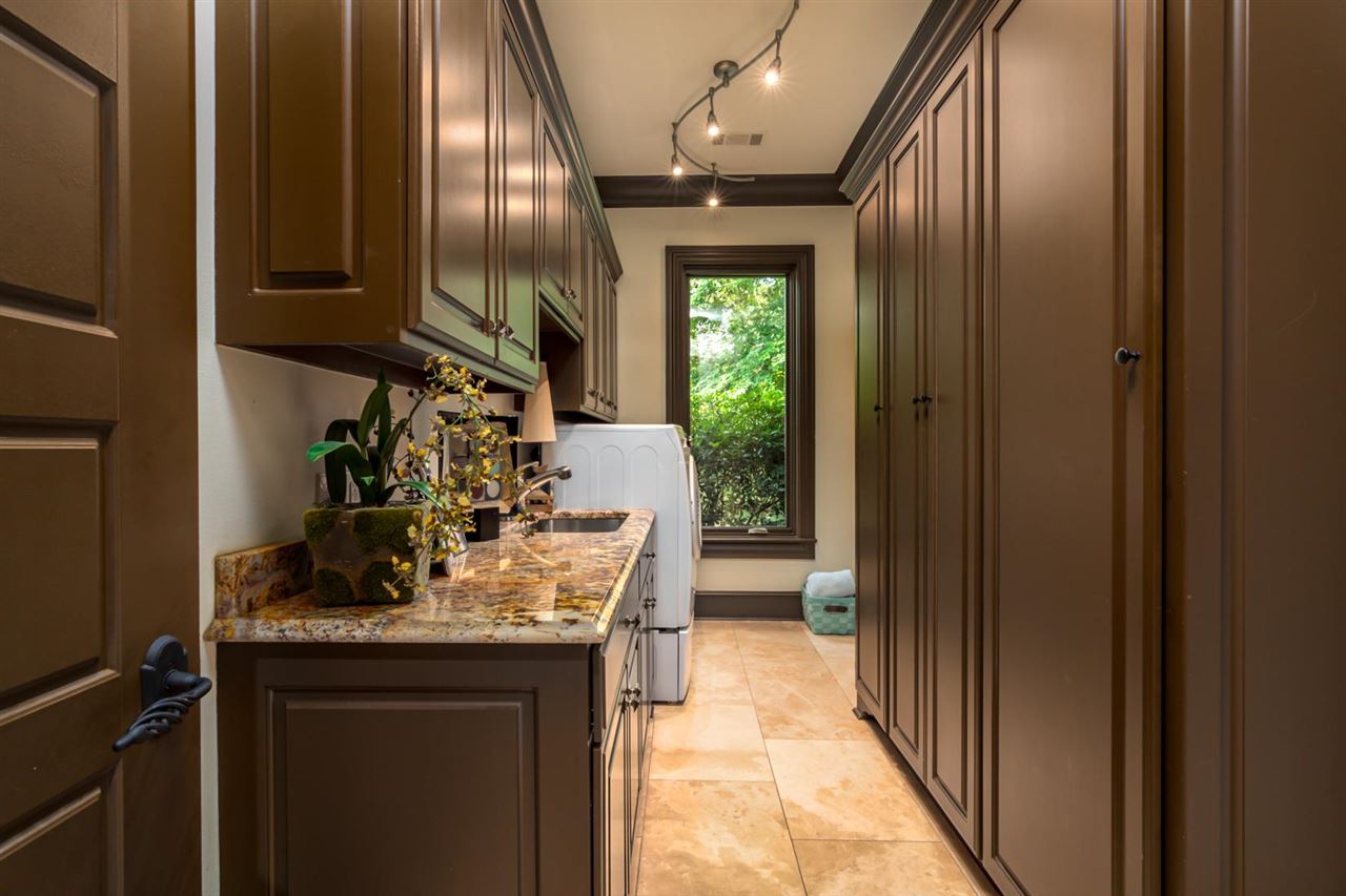 Hickory Grove - Residential