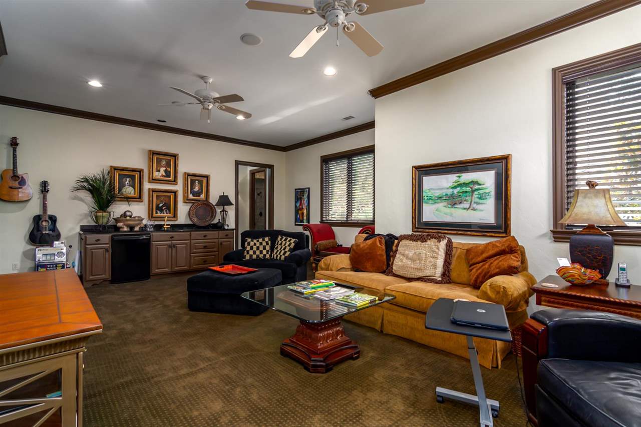 Hickory Grove - Residential
