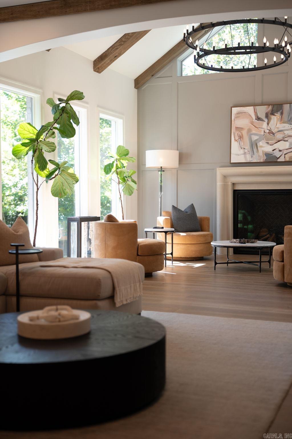 CHENAL VALLEY SOLOGNE CIRCLE - Residential