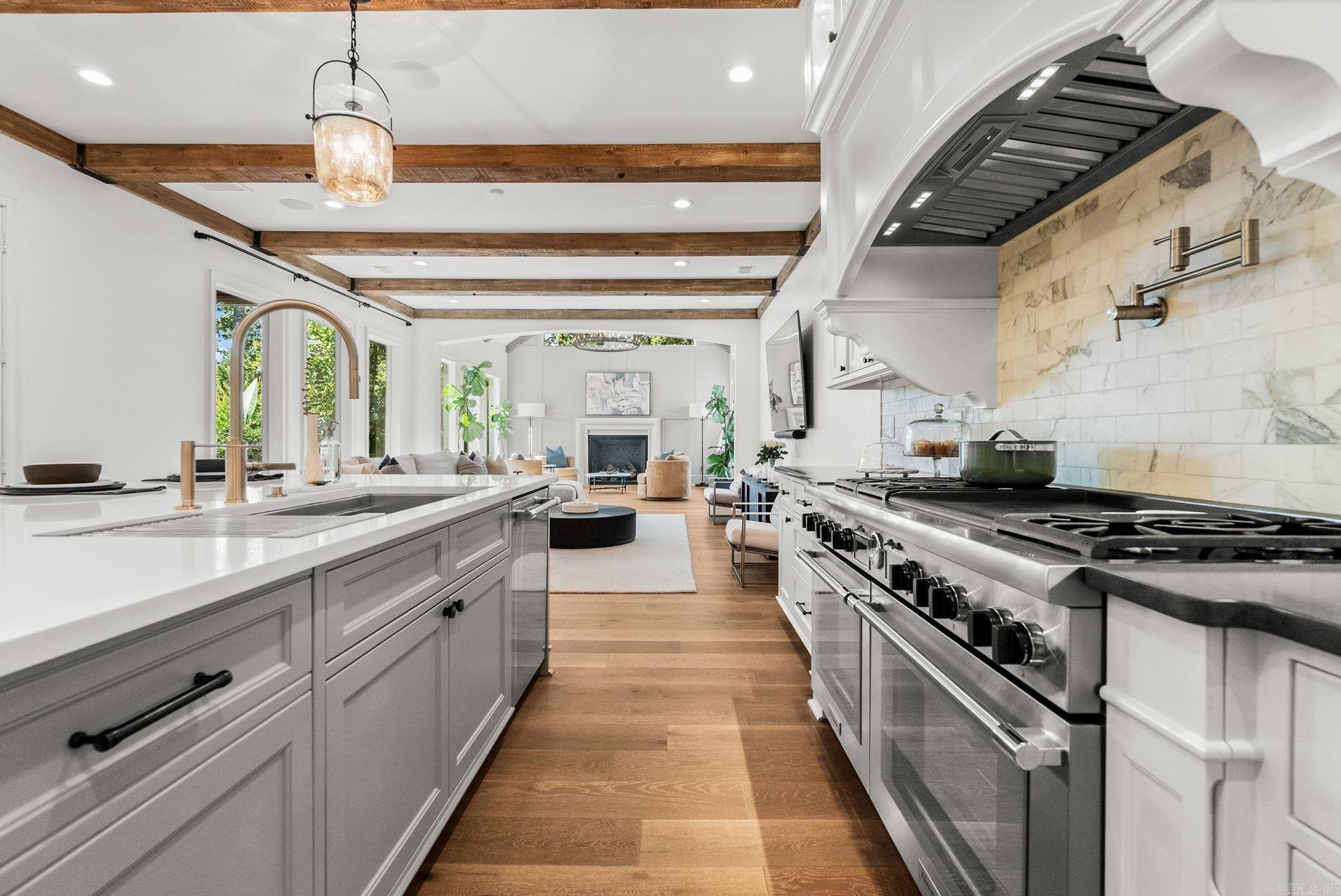 CHENAL VALLEY SOLOGNE CIRCLE - Residential