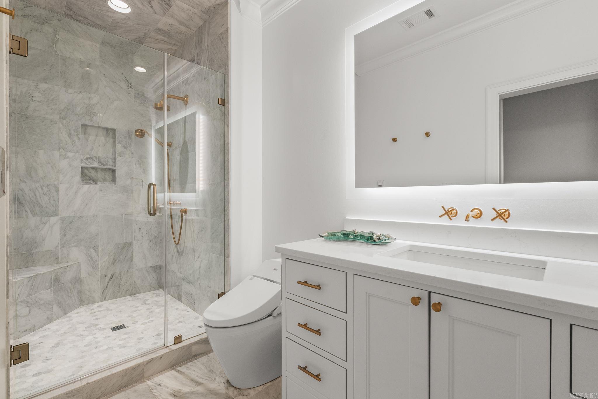 CHENAL VALLEY SOLOGNE CIRCLE - Residential