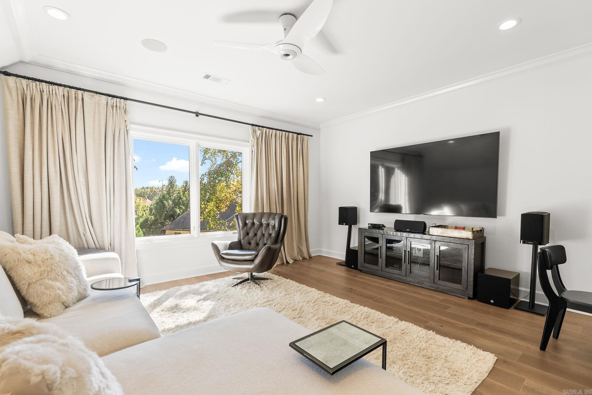 CHENAL VALLEY SOLOGNE CIRCLE - Residential