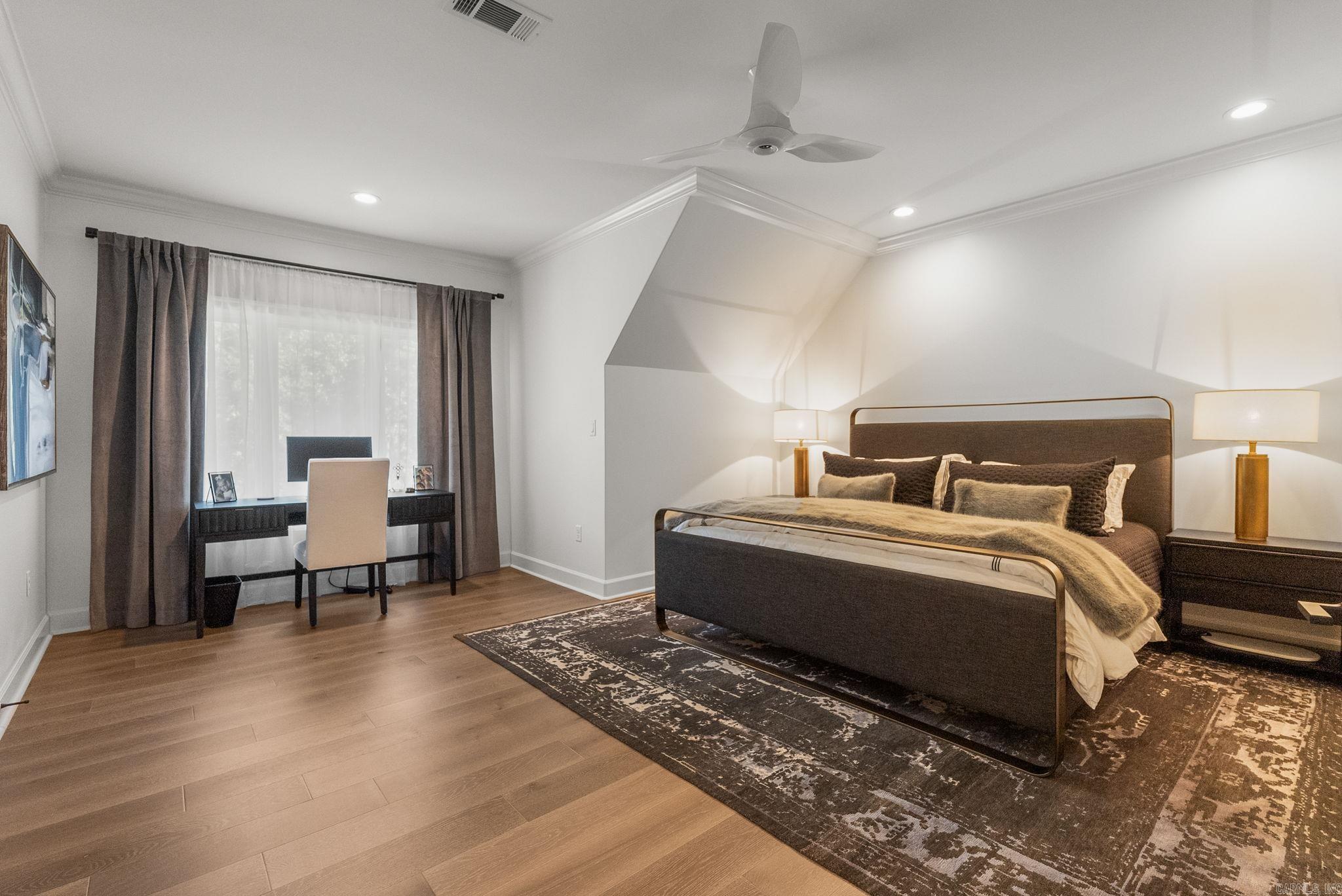 CHENAL VALLEY SOLOGNE CIRCLE - Residential