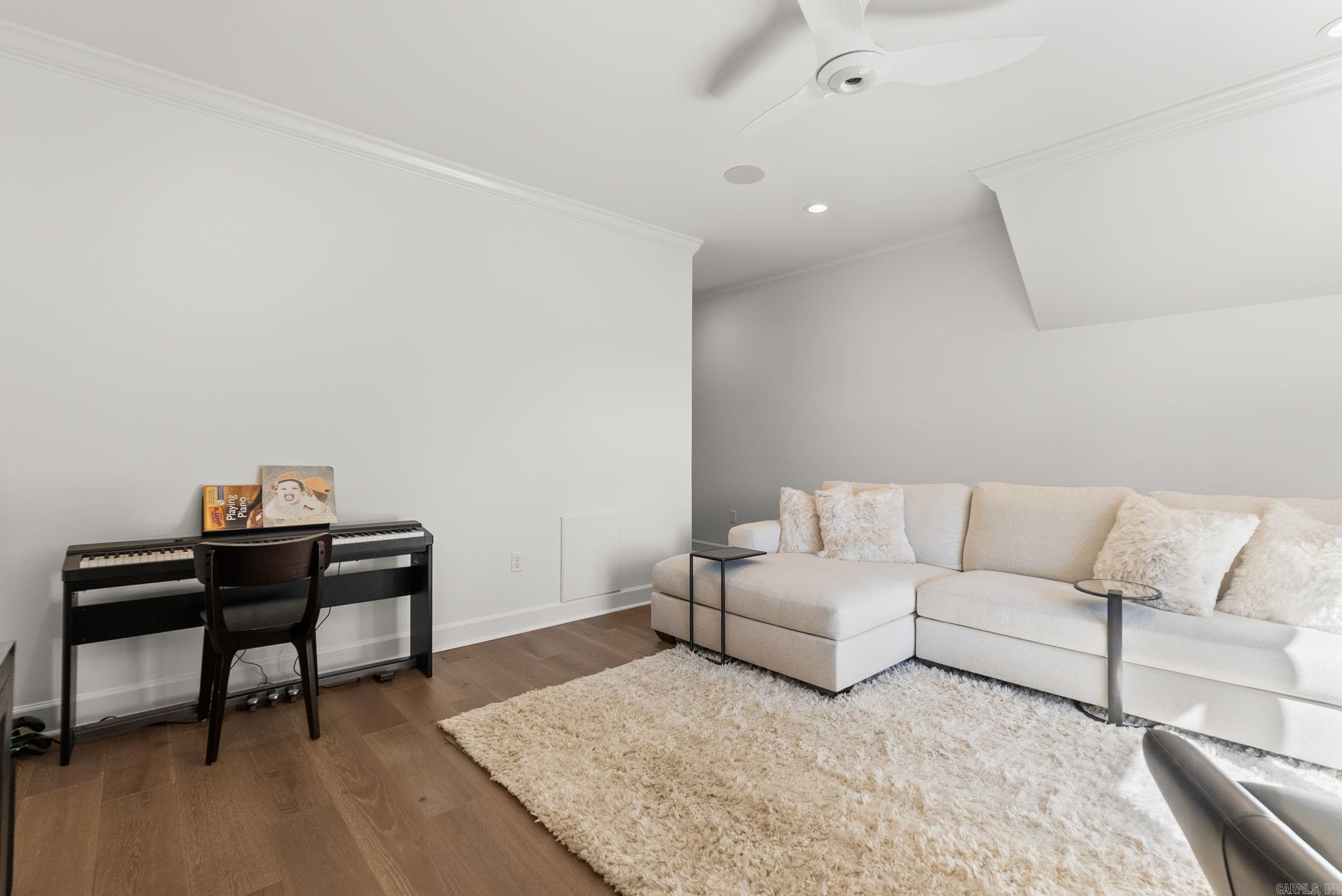 CHENAL VALLEY SOLOGNE CIRCLE - Residential