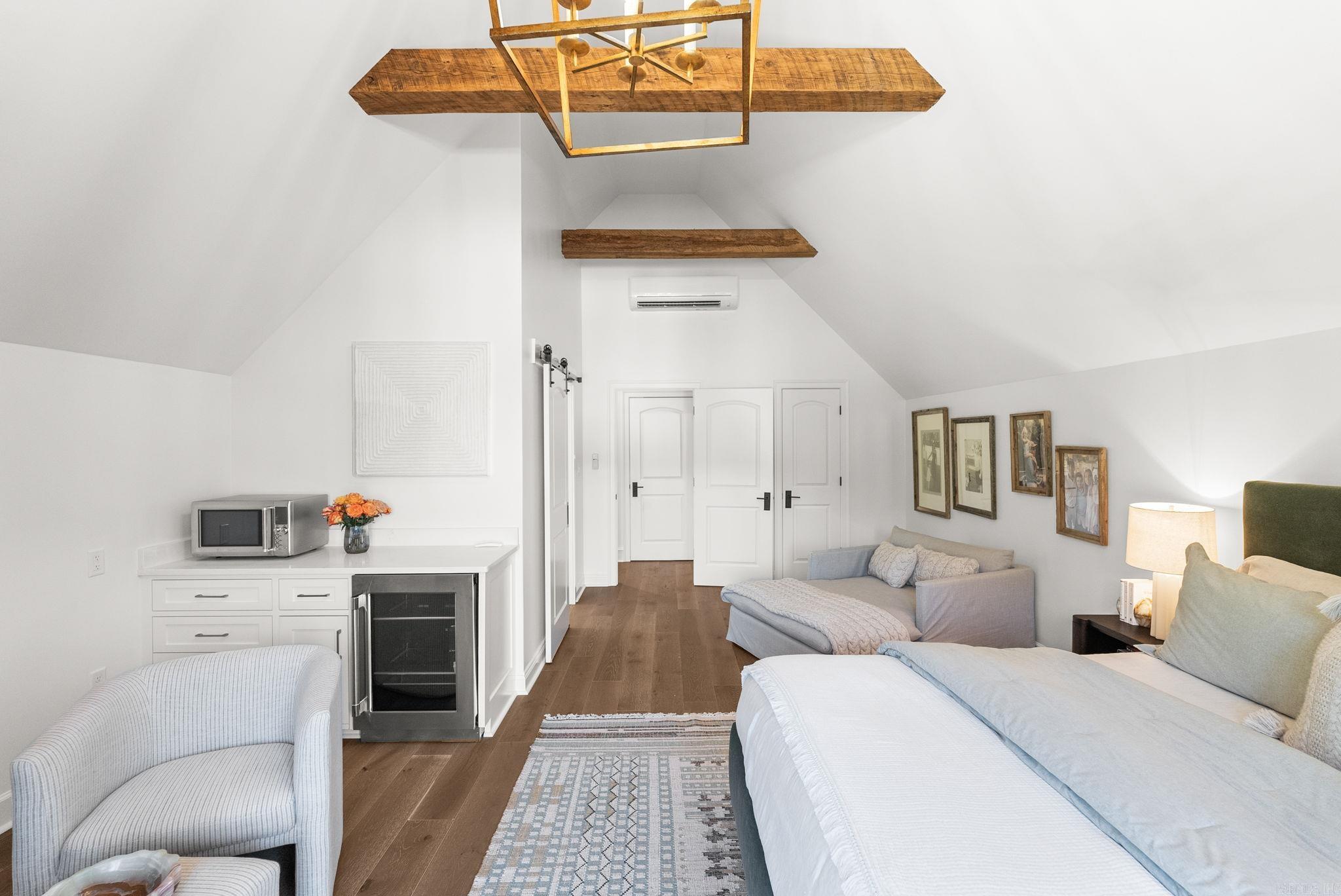 CHENAL VALLEY SOLOGNE CIRCLE - Residential