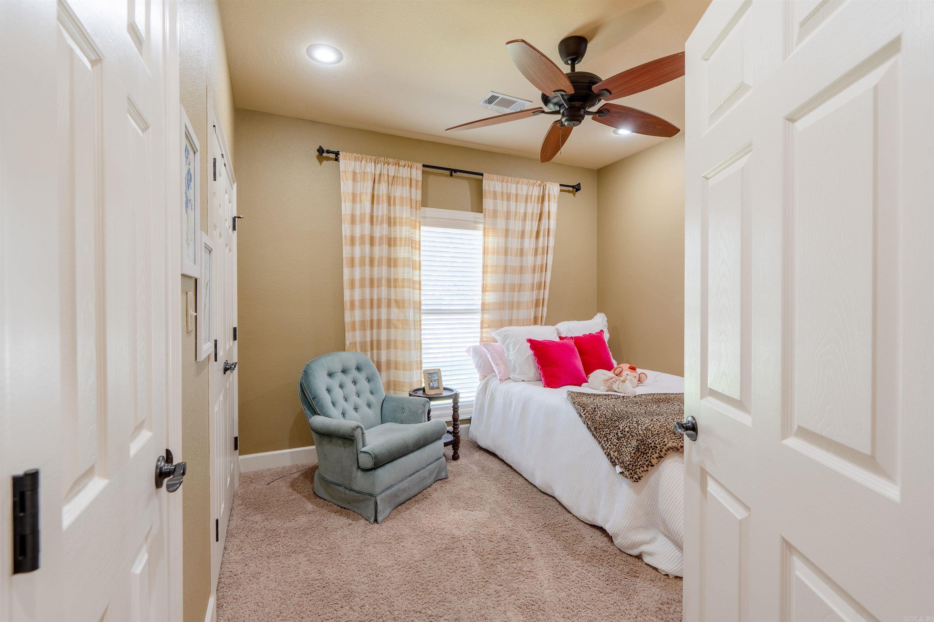 SADDLEBROOK EST - Residential