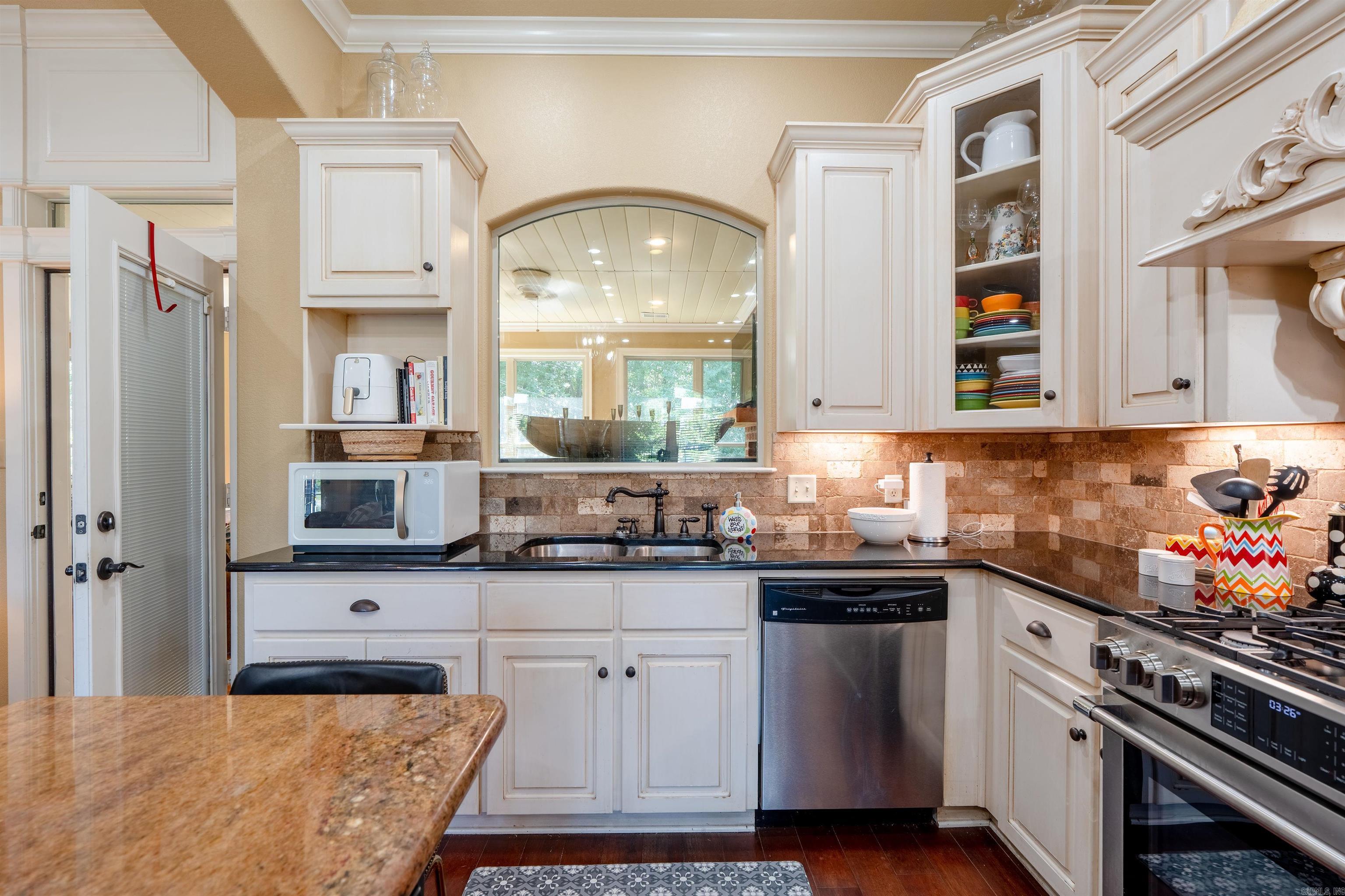 SADDLEBROOK EST - Residential