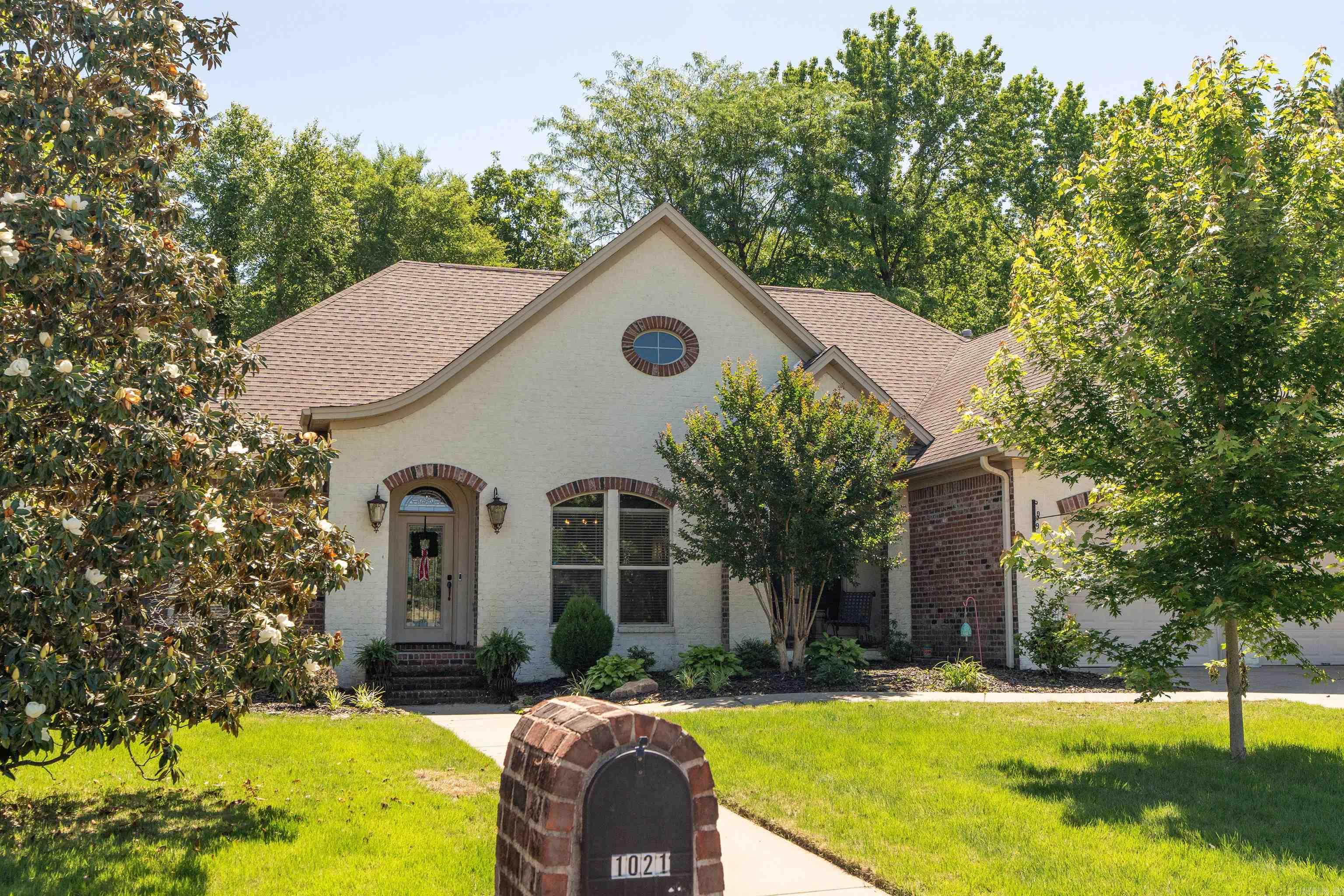 SADDLEBROOK EST - Residential