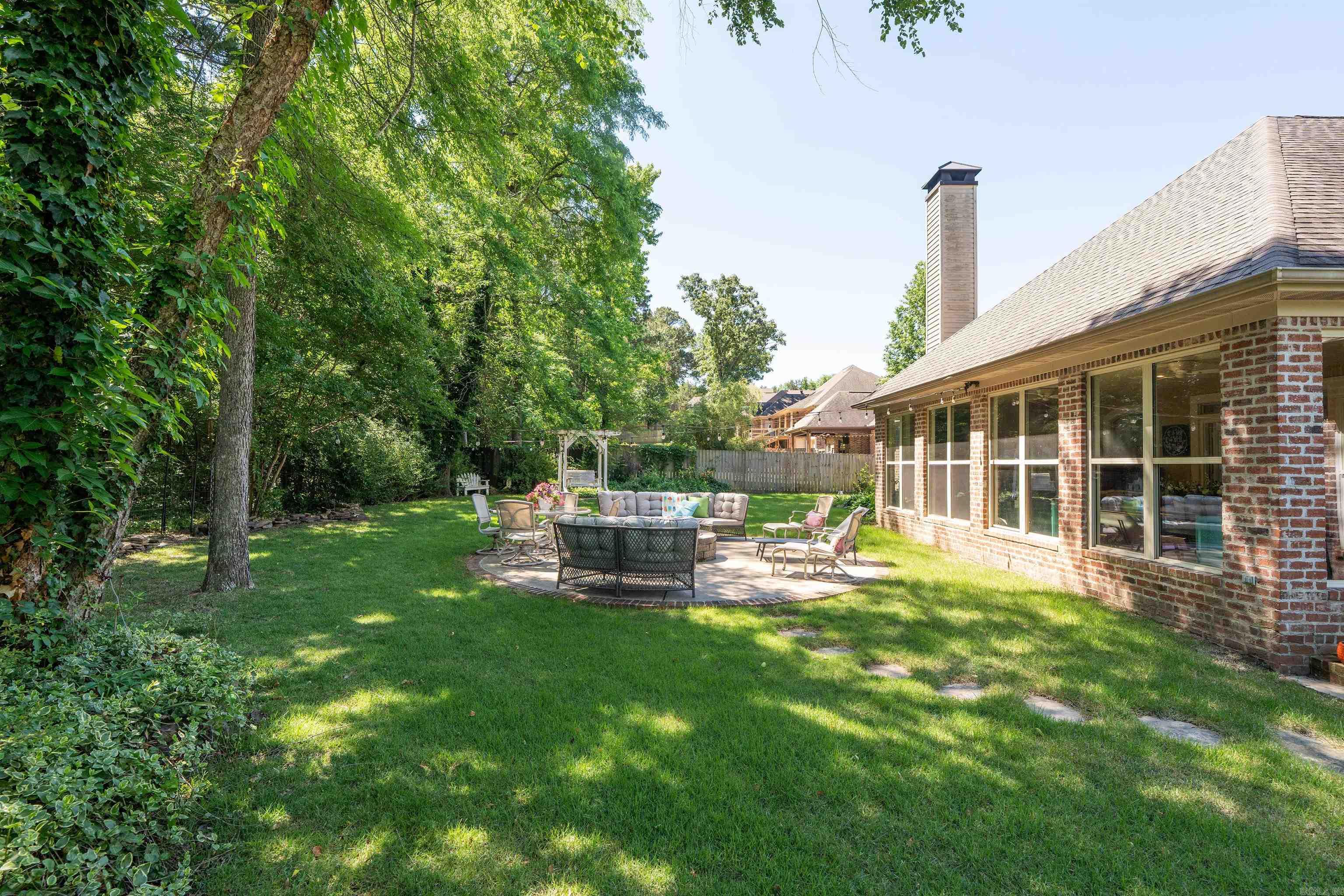 SADDLEBROOK EST - Residential