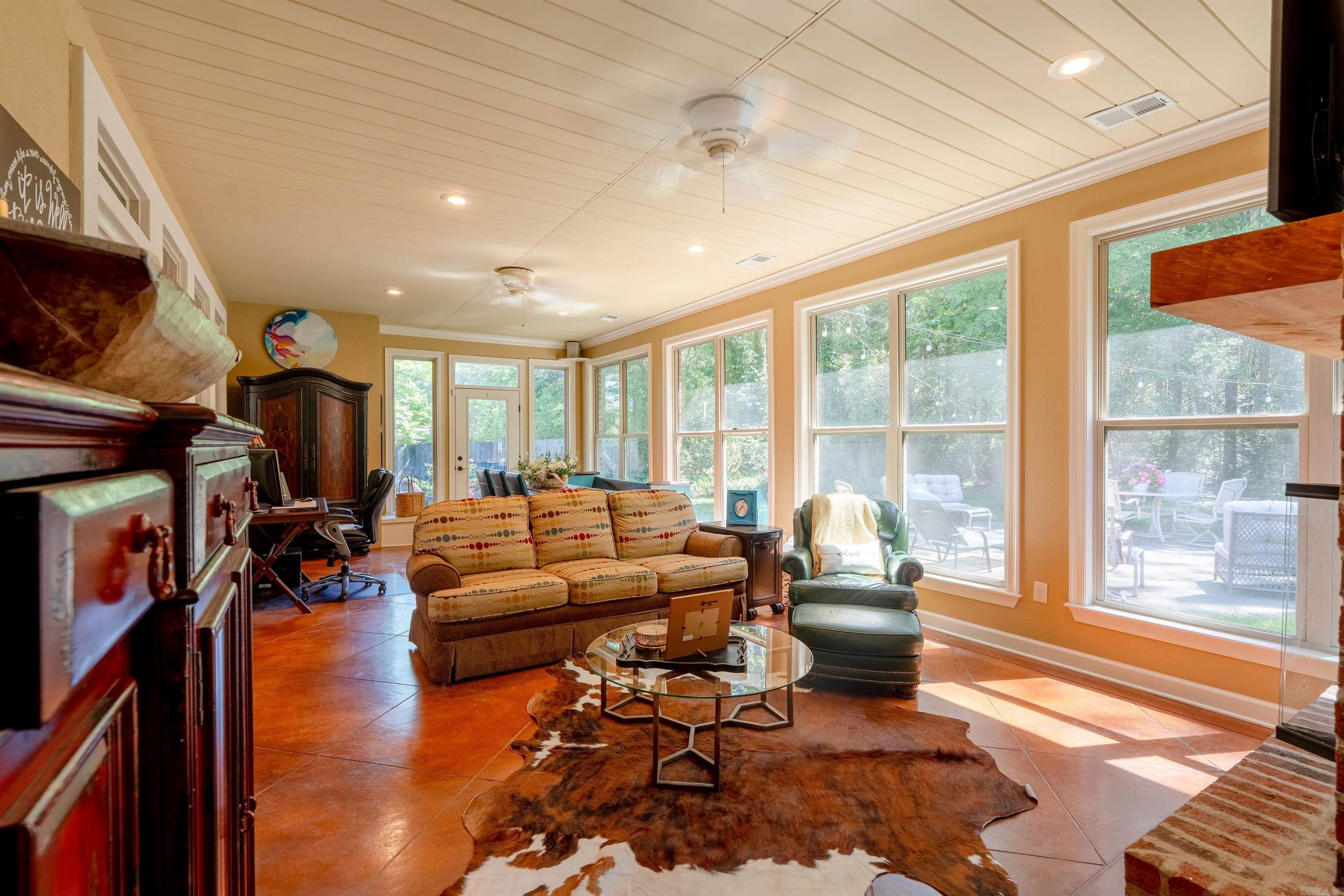 SADDLEBROOK EST - Residential
