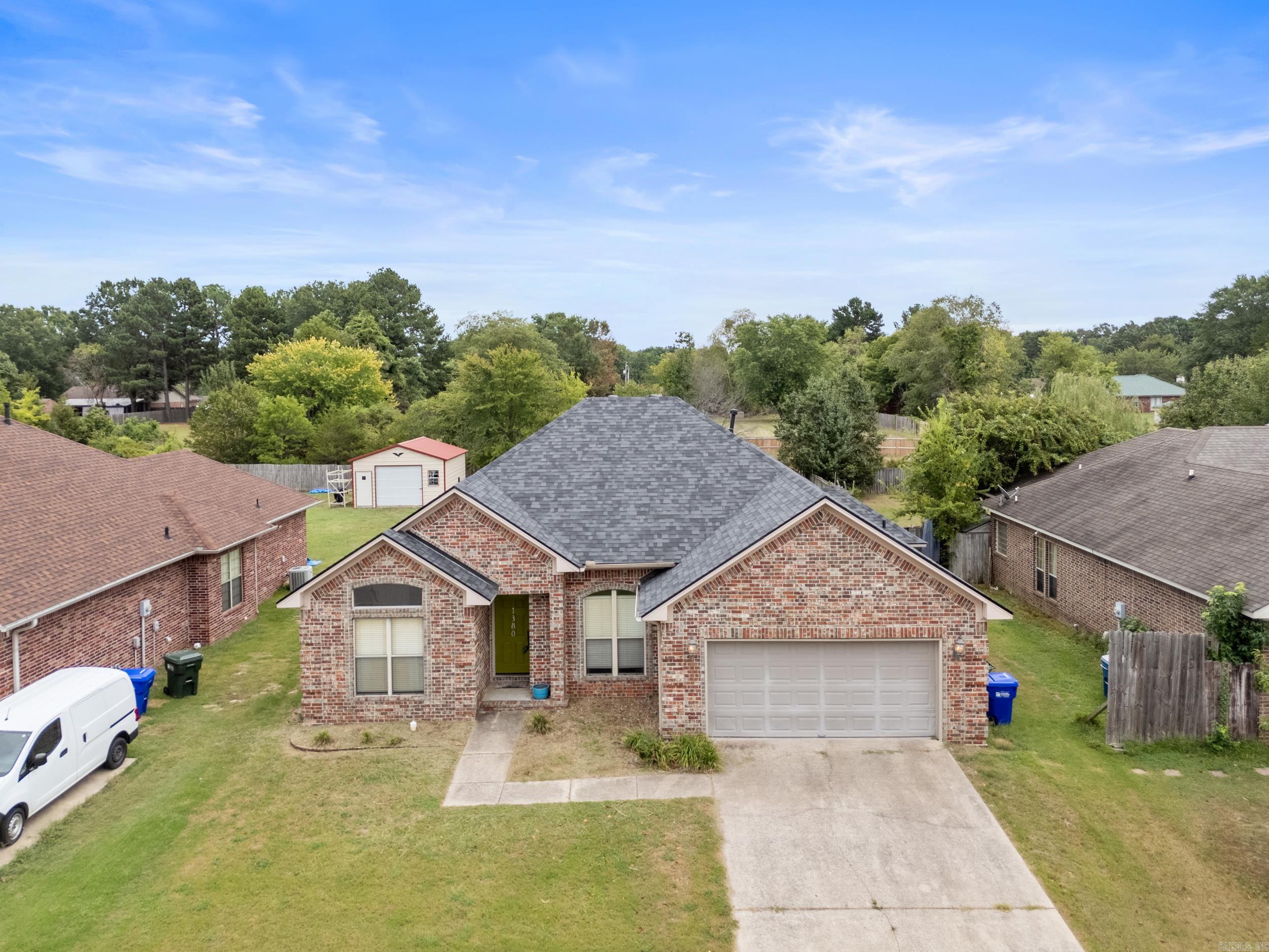 Club Creek - Residential
