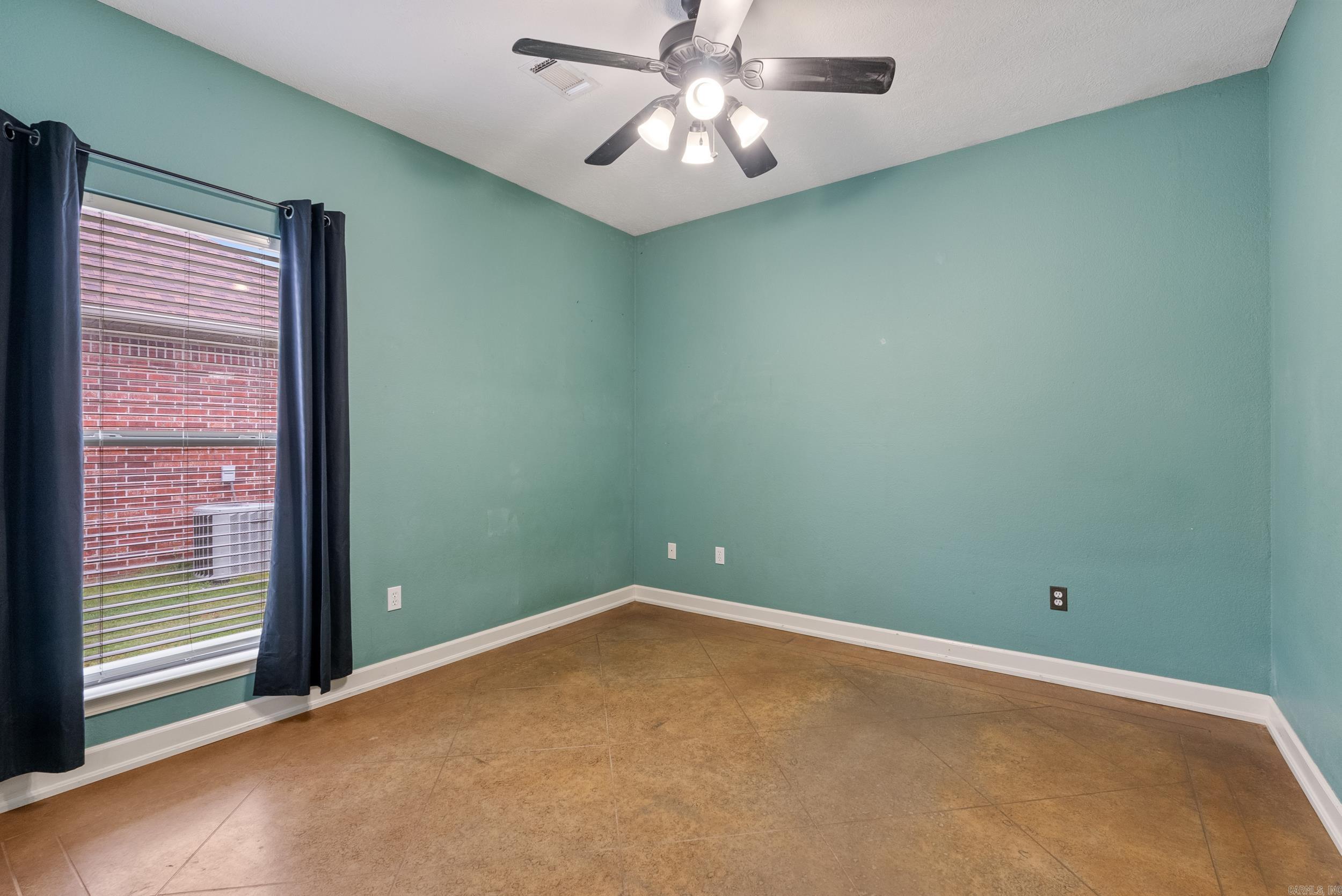 Club Creek - Residential