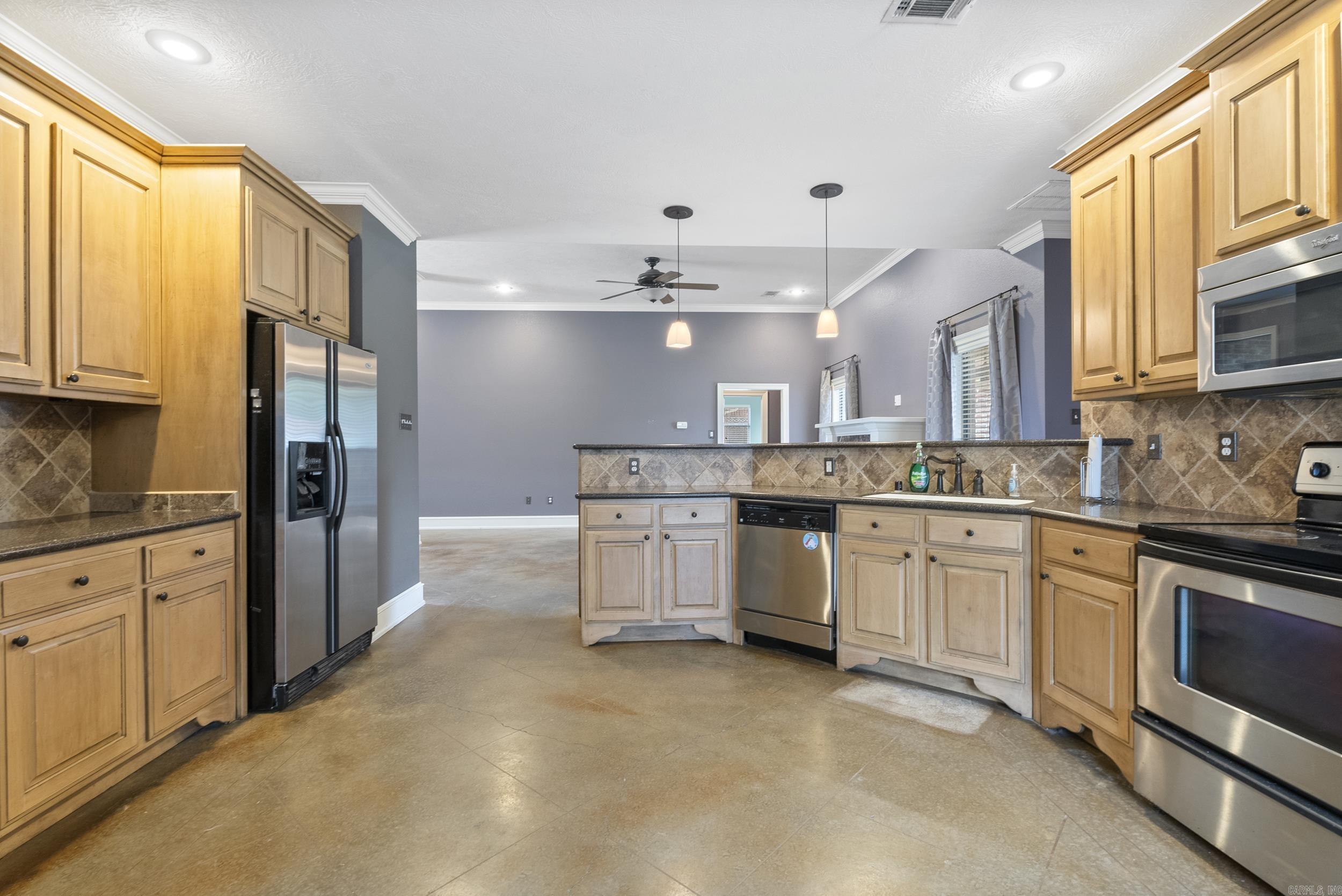 Club Creek - Residential