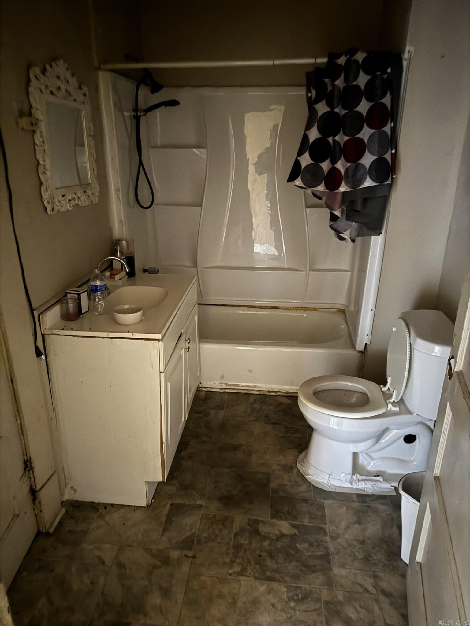 Johnson SJ - Residential