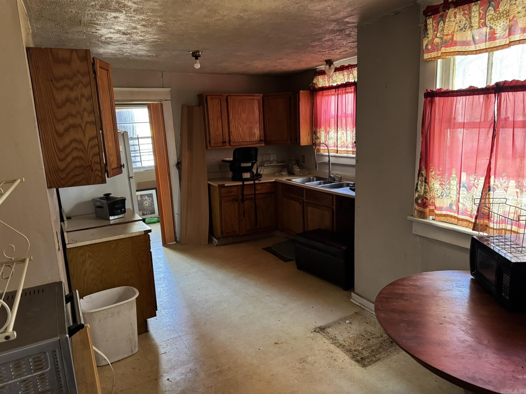 Johnson SJ - Residential