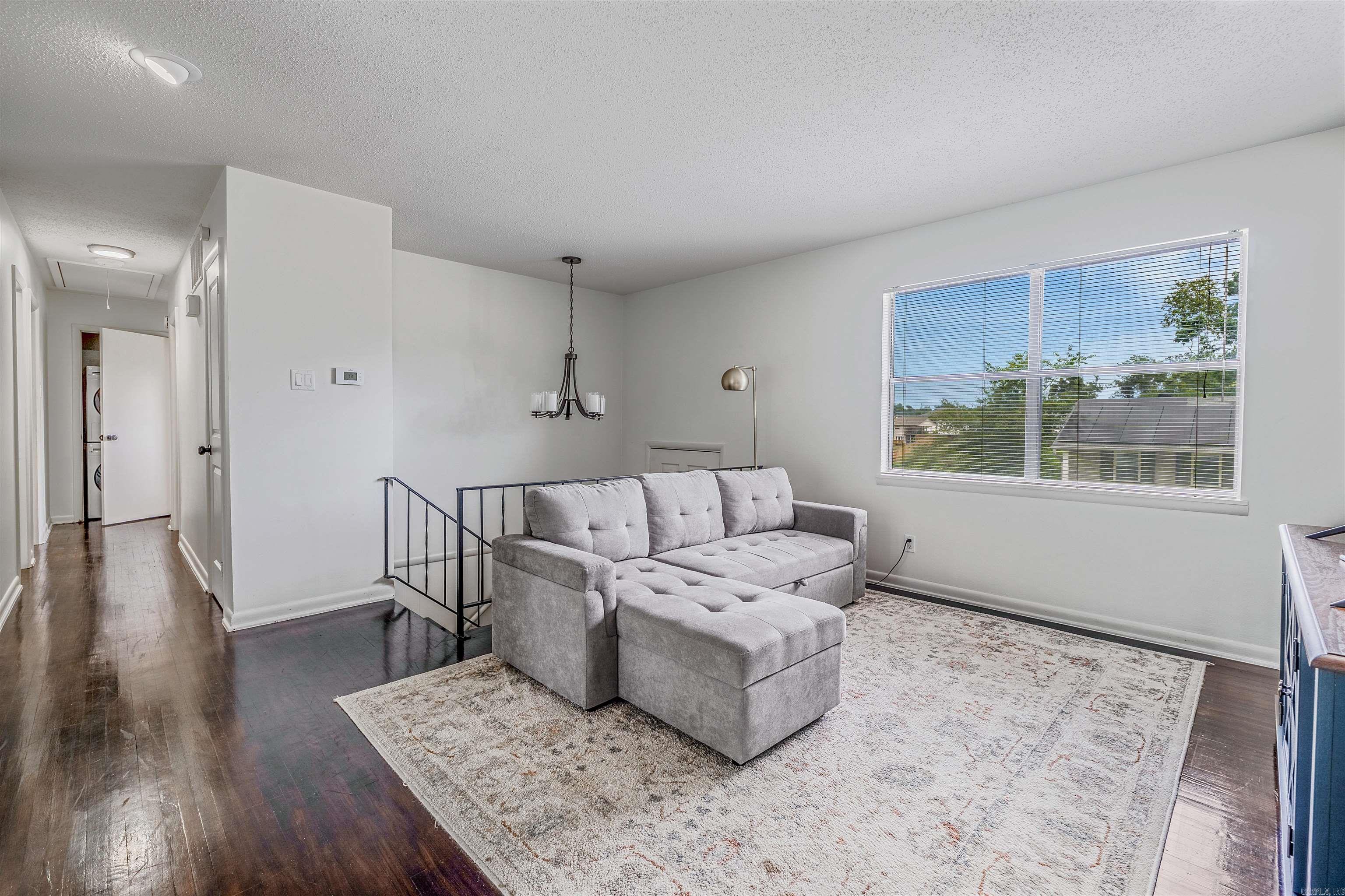 WILTON HGTS - Residential