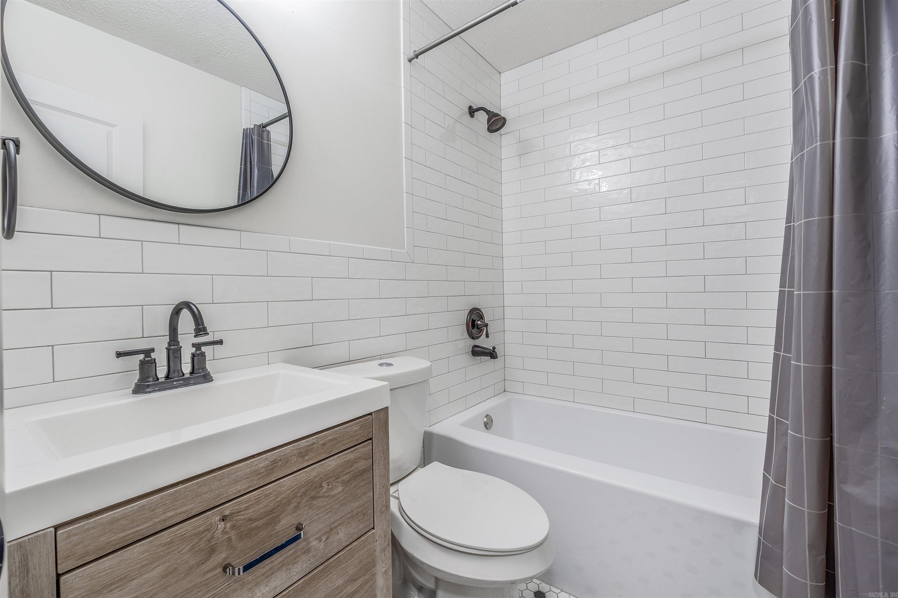 WILTON HGTS - Residential