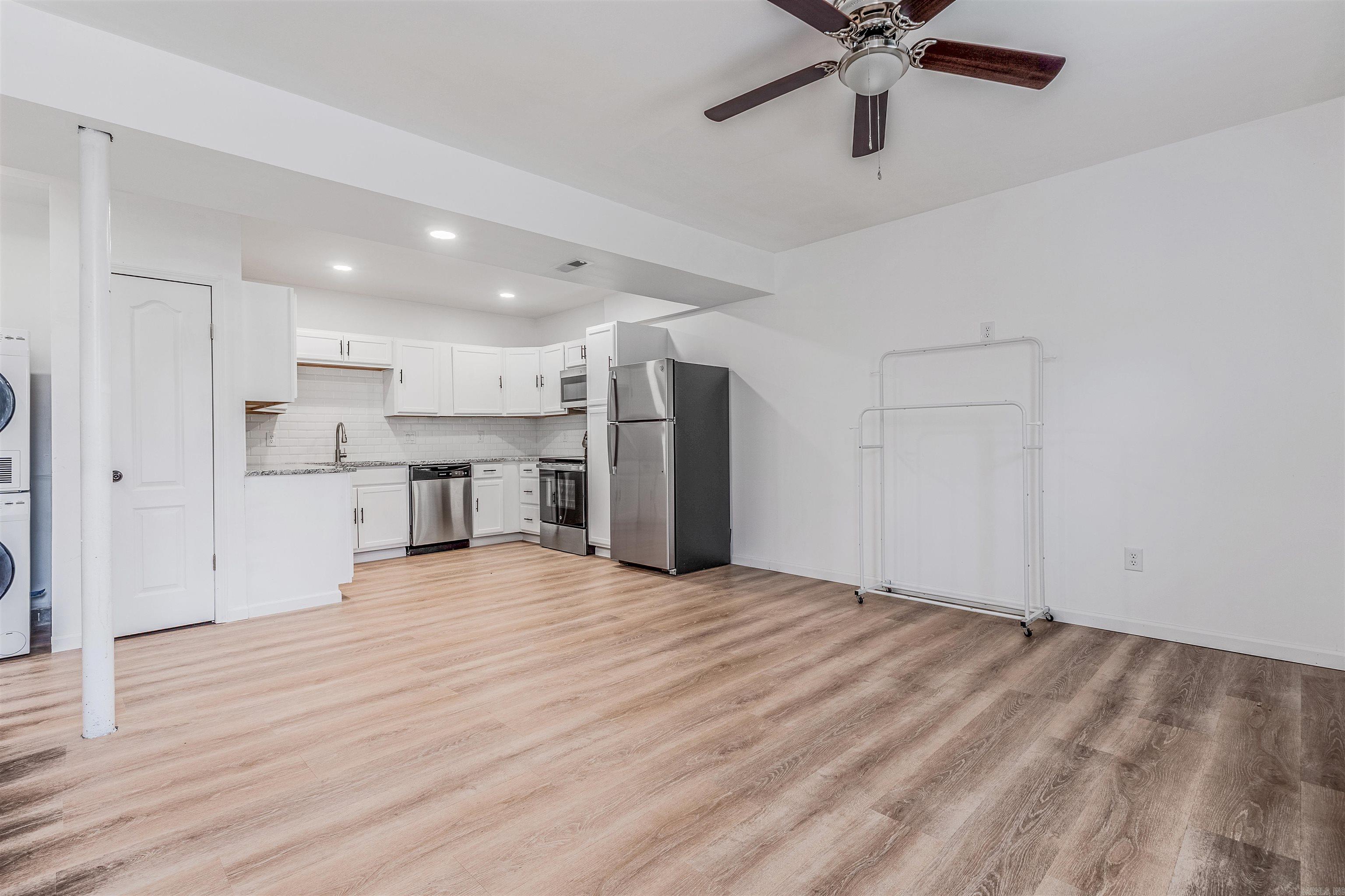 WILTON HGTS - Residential