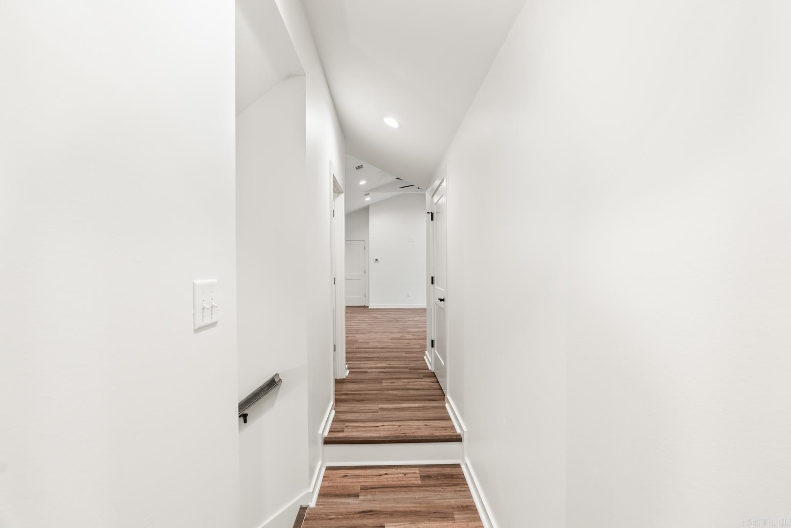 SPRING VALLEY - Residential