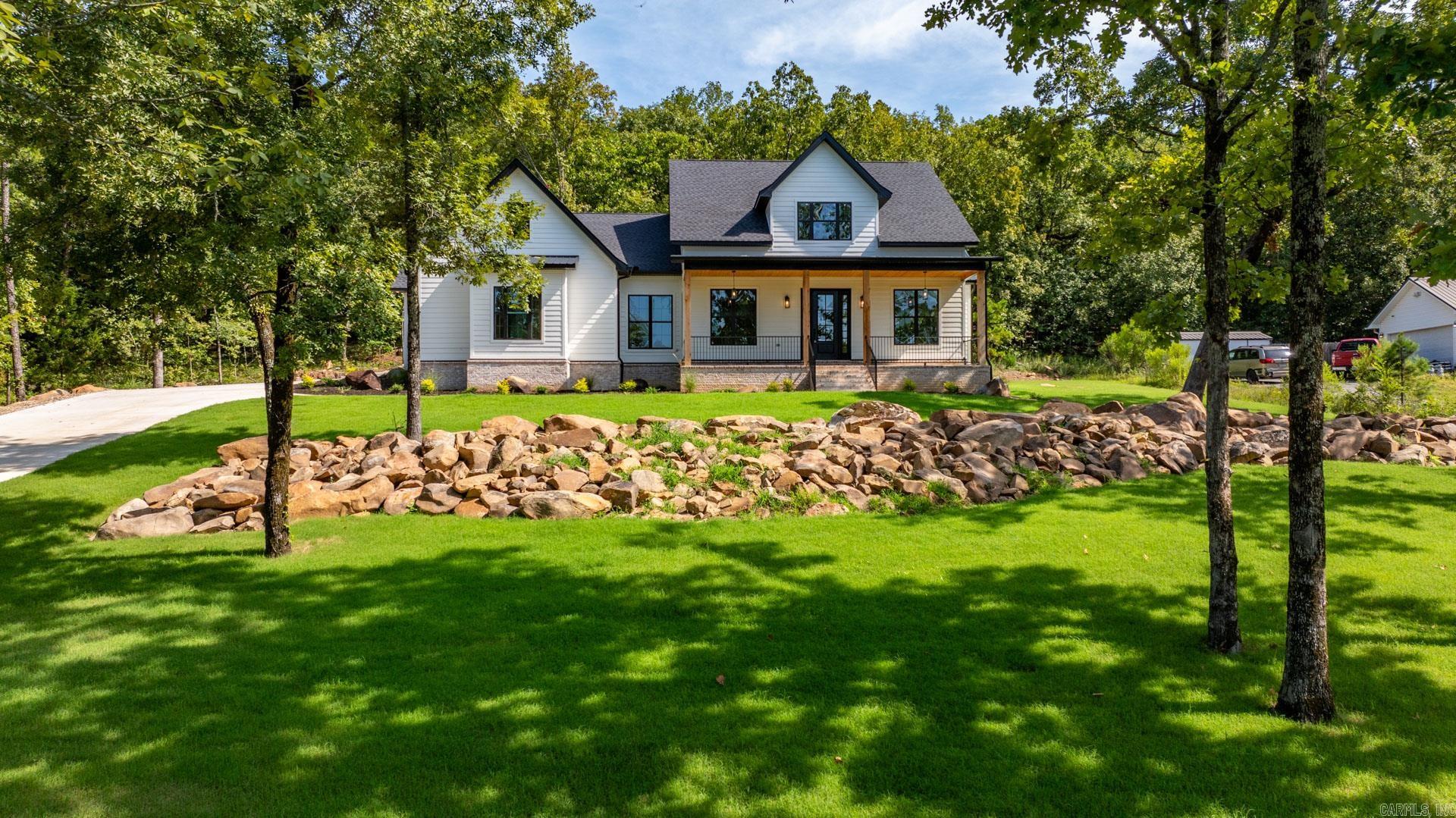 SPRING VALLEY - Residential