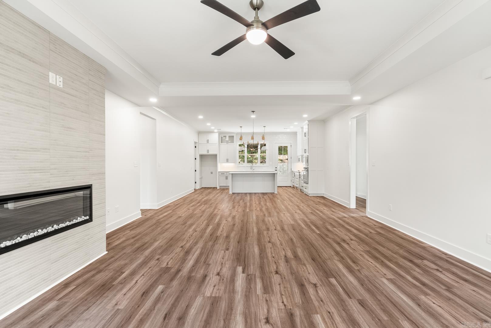 SPRING VALLEY - Residential