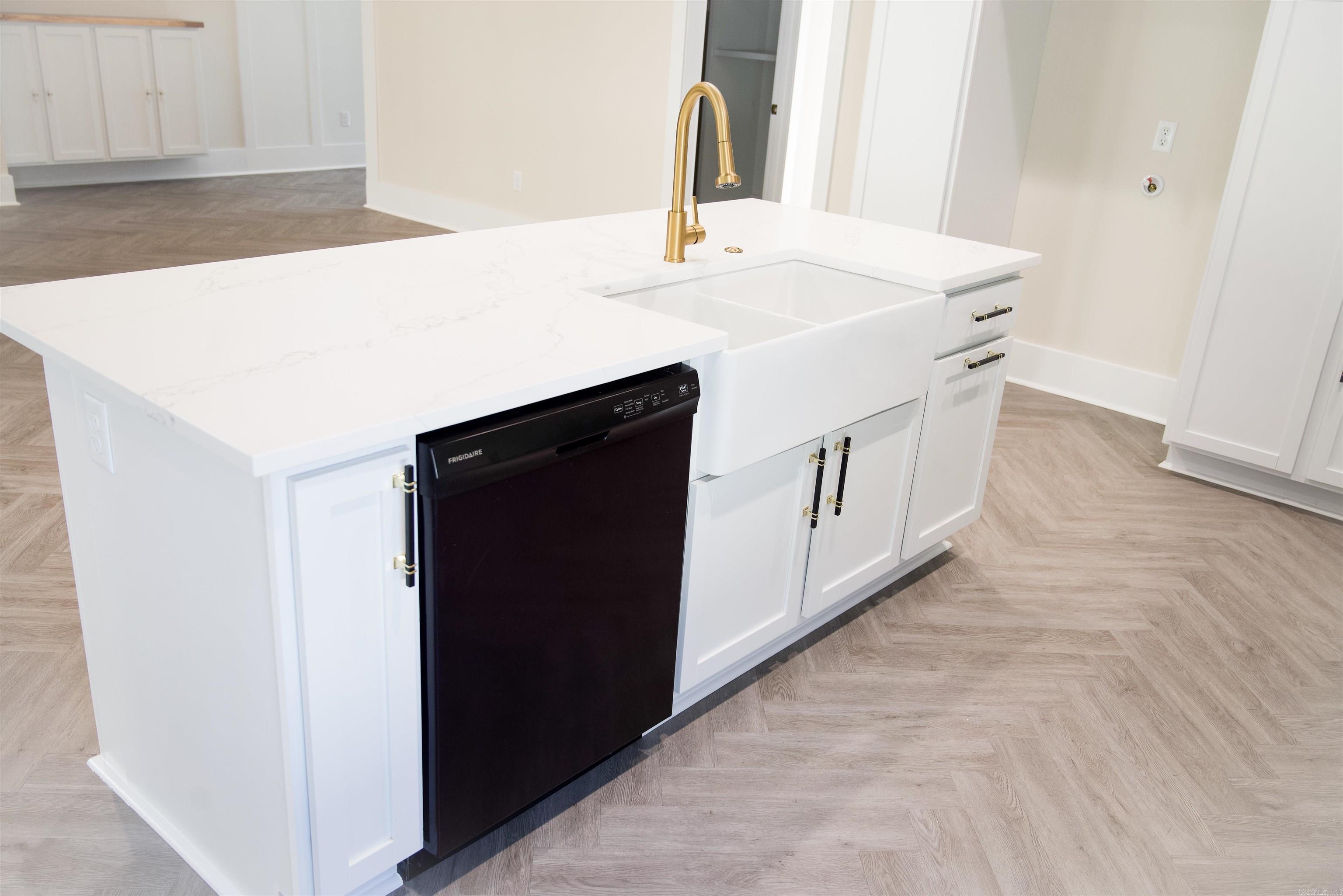 Kanis Village Phase 1 - Residential