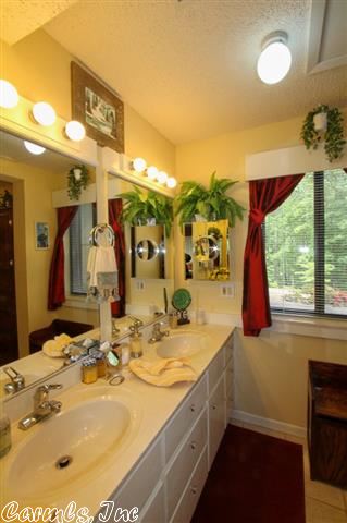 Empinado - Residential