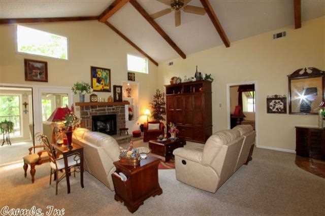 Empinado - Residential