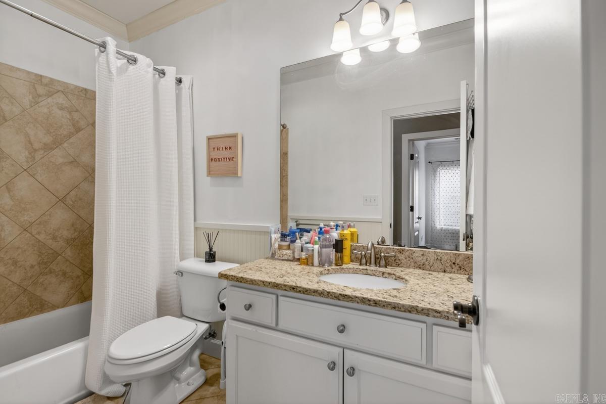 WOODLANDS EDGE - Residential