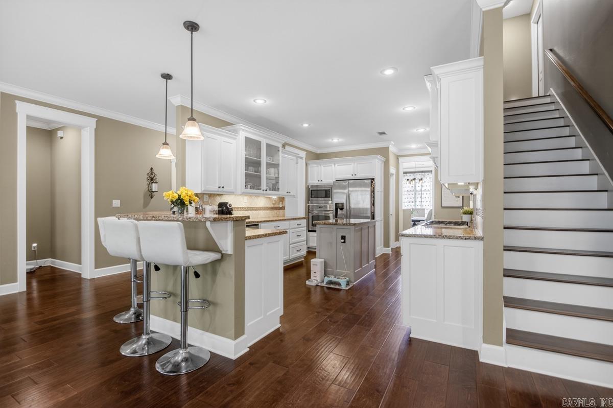 WOODLANDS EDGE - Residential