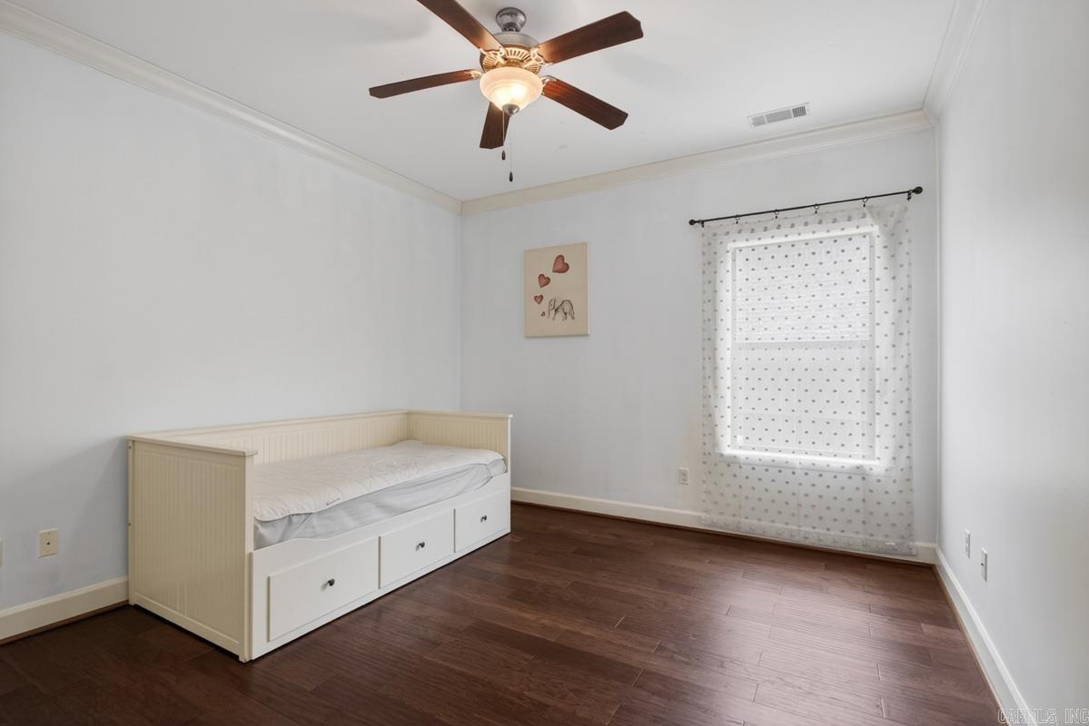 WOODLANDS EDGE - Residential