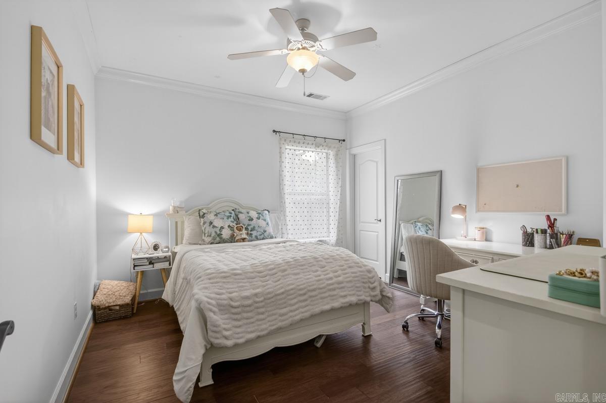 WOODLANDS EDGE - Residential