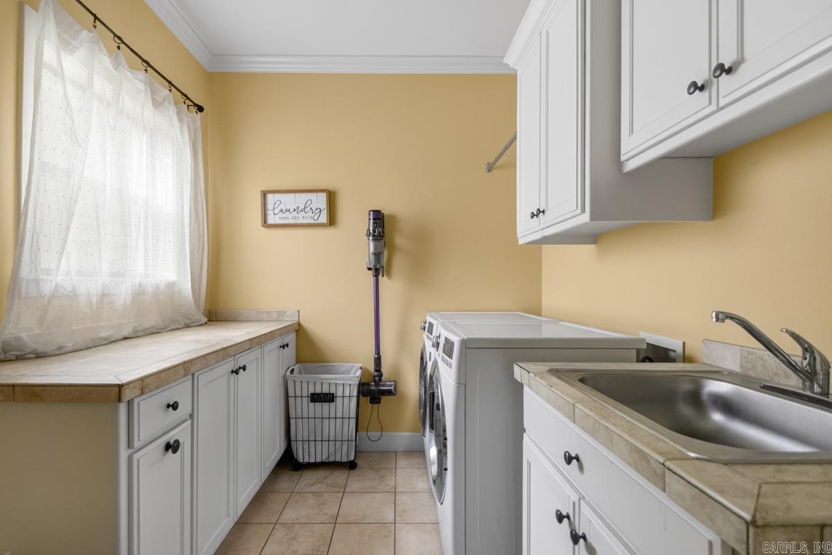 WOODLANDS EDGE - Residential