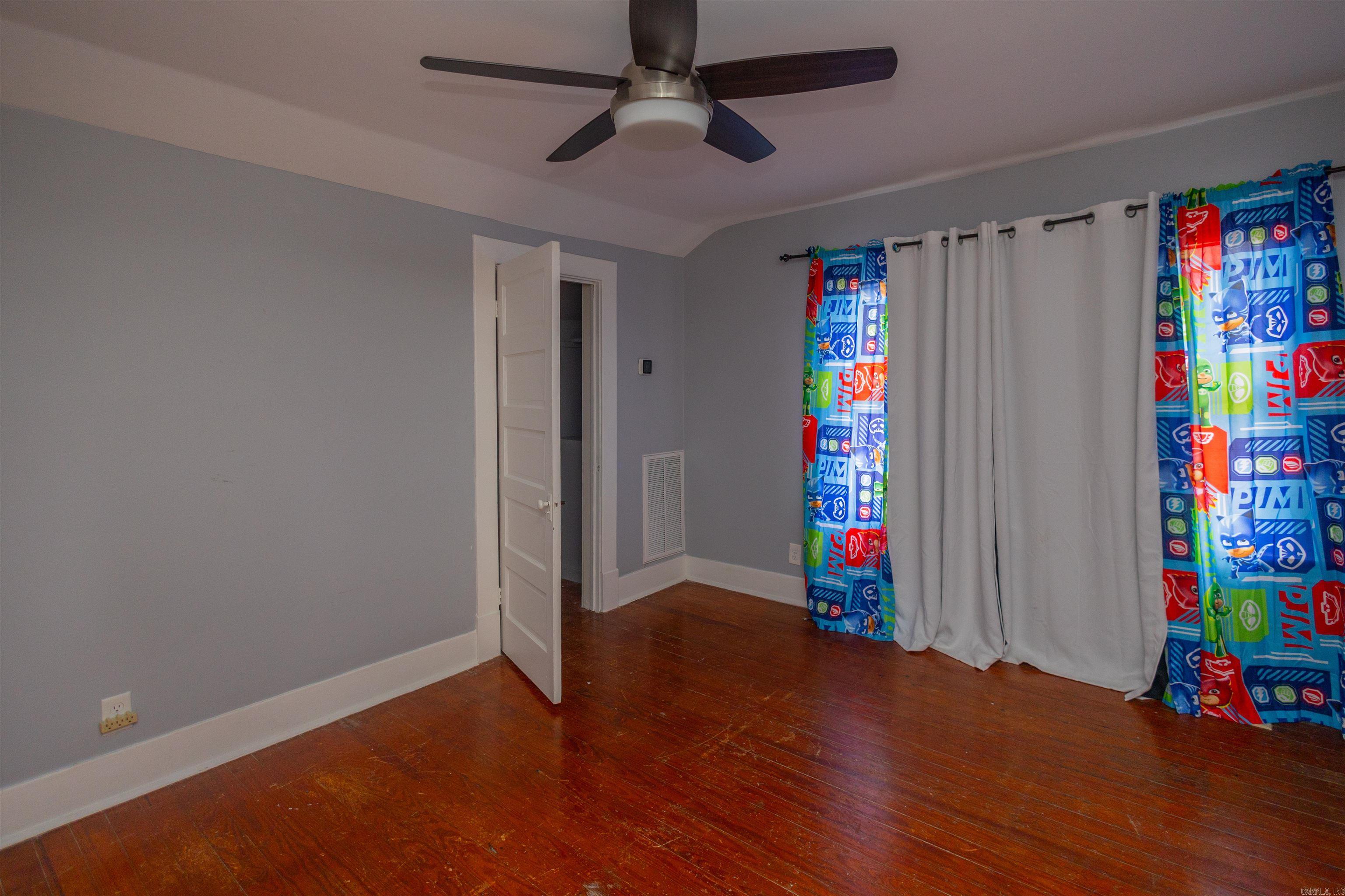 STIFFTS C S - Residential