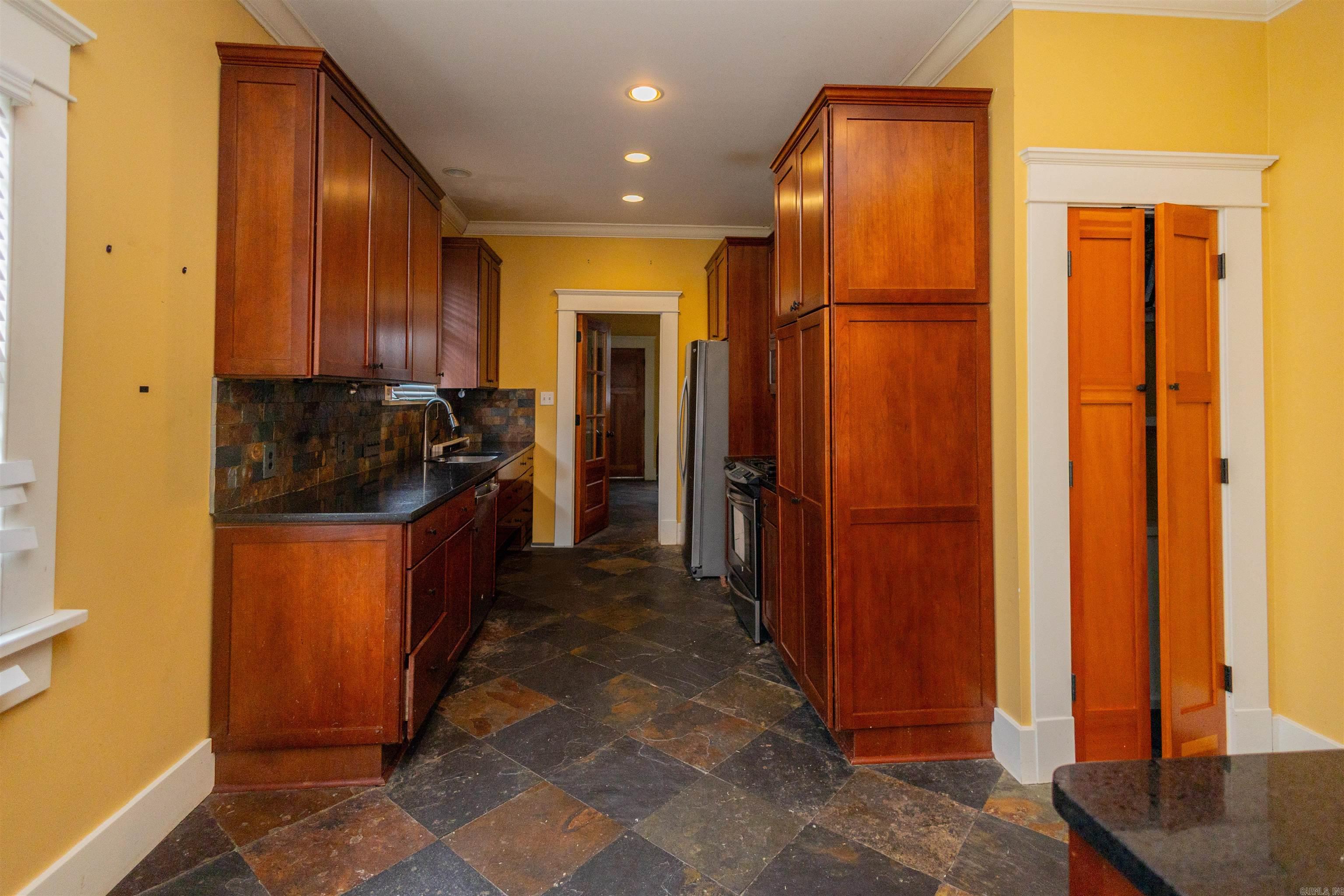 STIFFTS C S - Residential