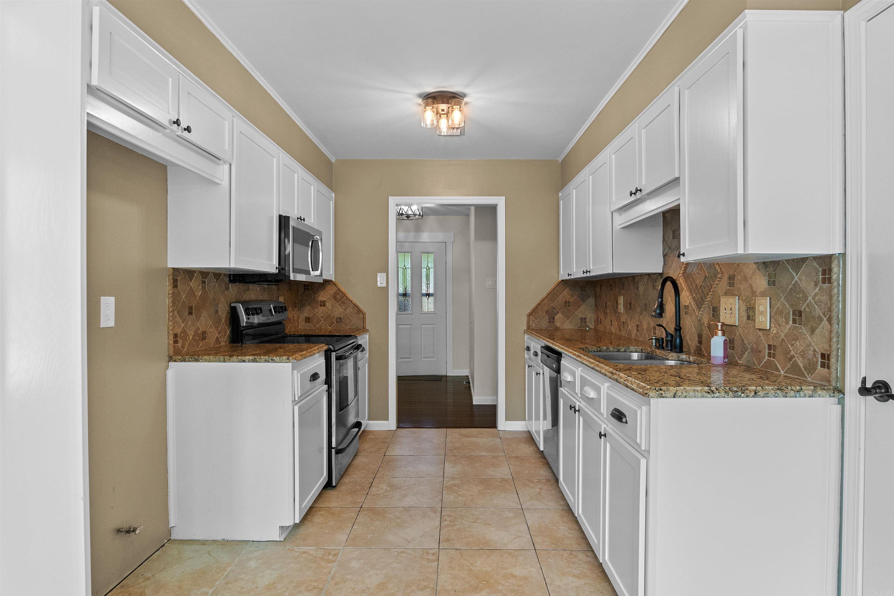 COUNTRY WOOD UNIT - Residential