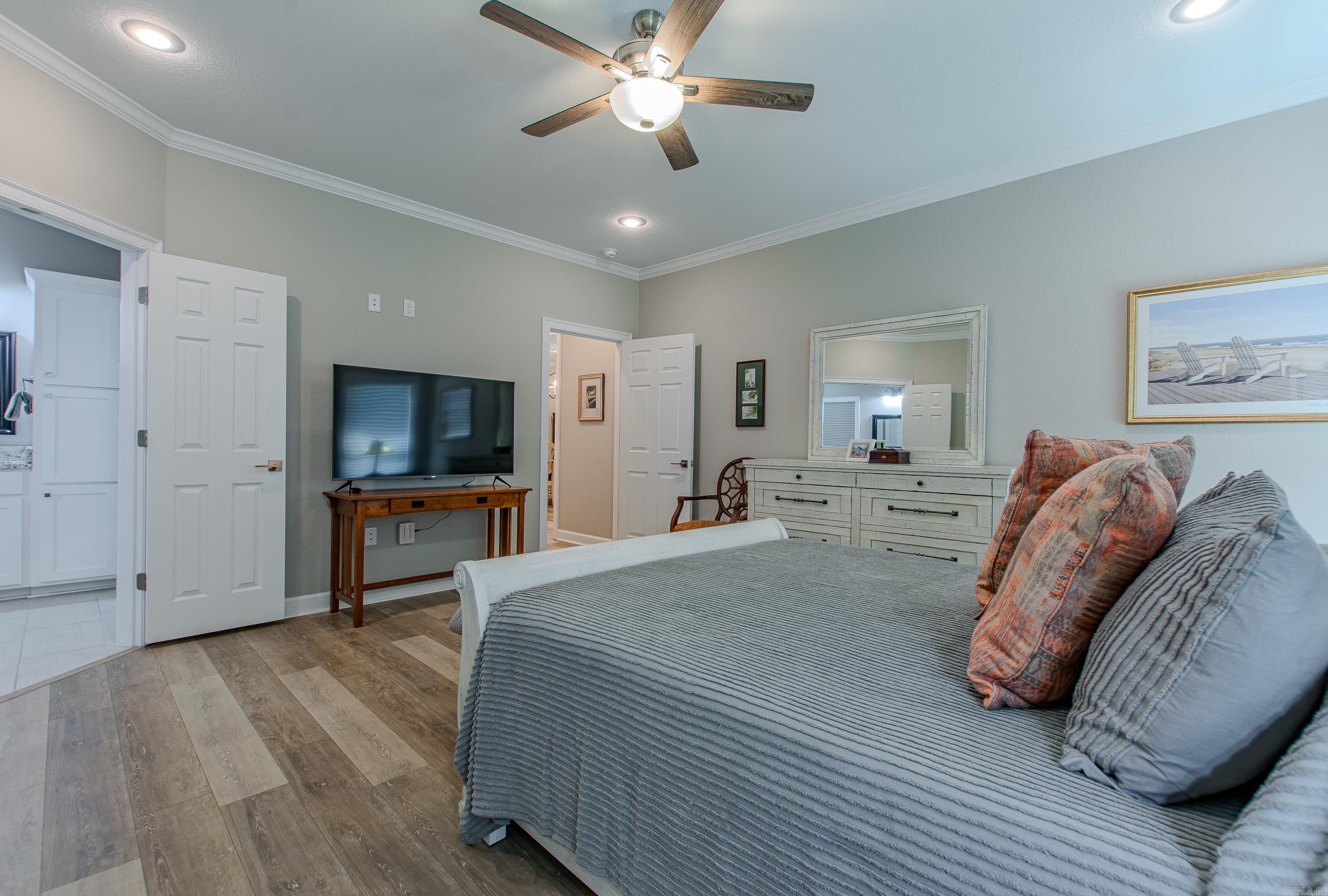 REYNOLDS PARK PLACE - Residential