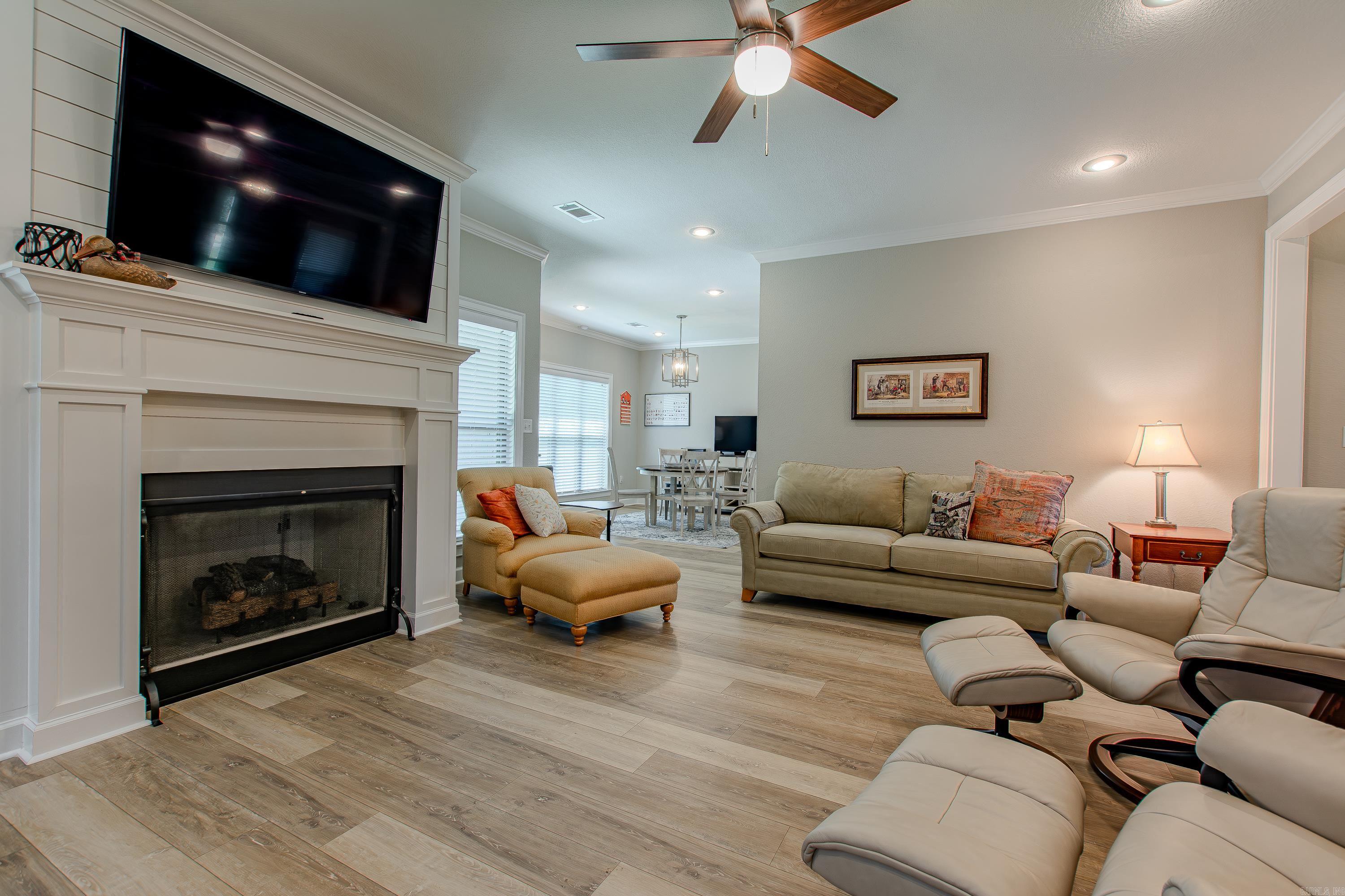 REYNOLDS PARK PLACE - Residential