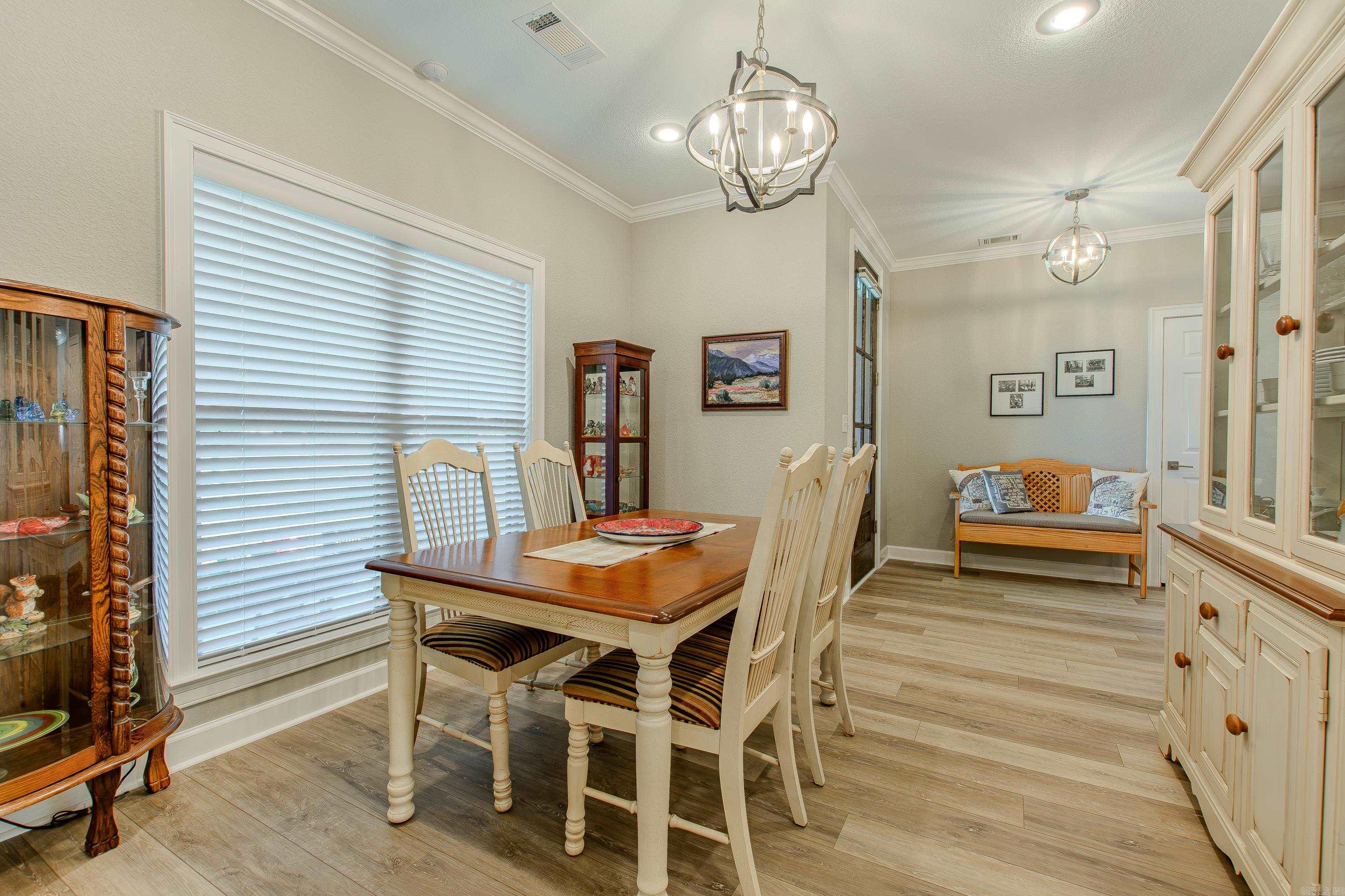 REYNOLDS PARK PLACE - Residential