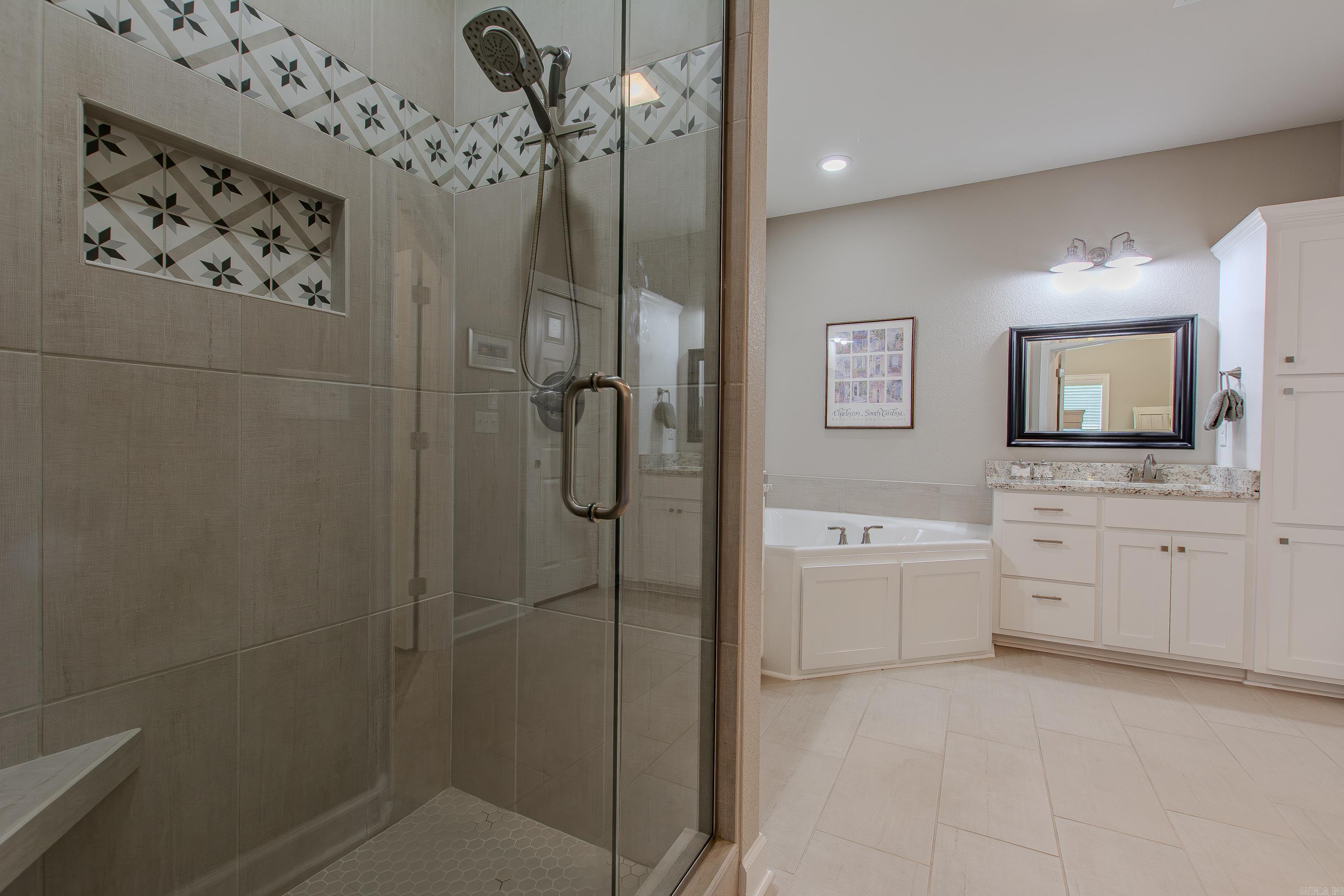 REYNOLDS PARK PLACE - Residential