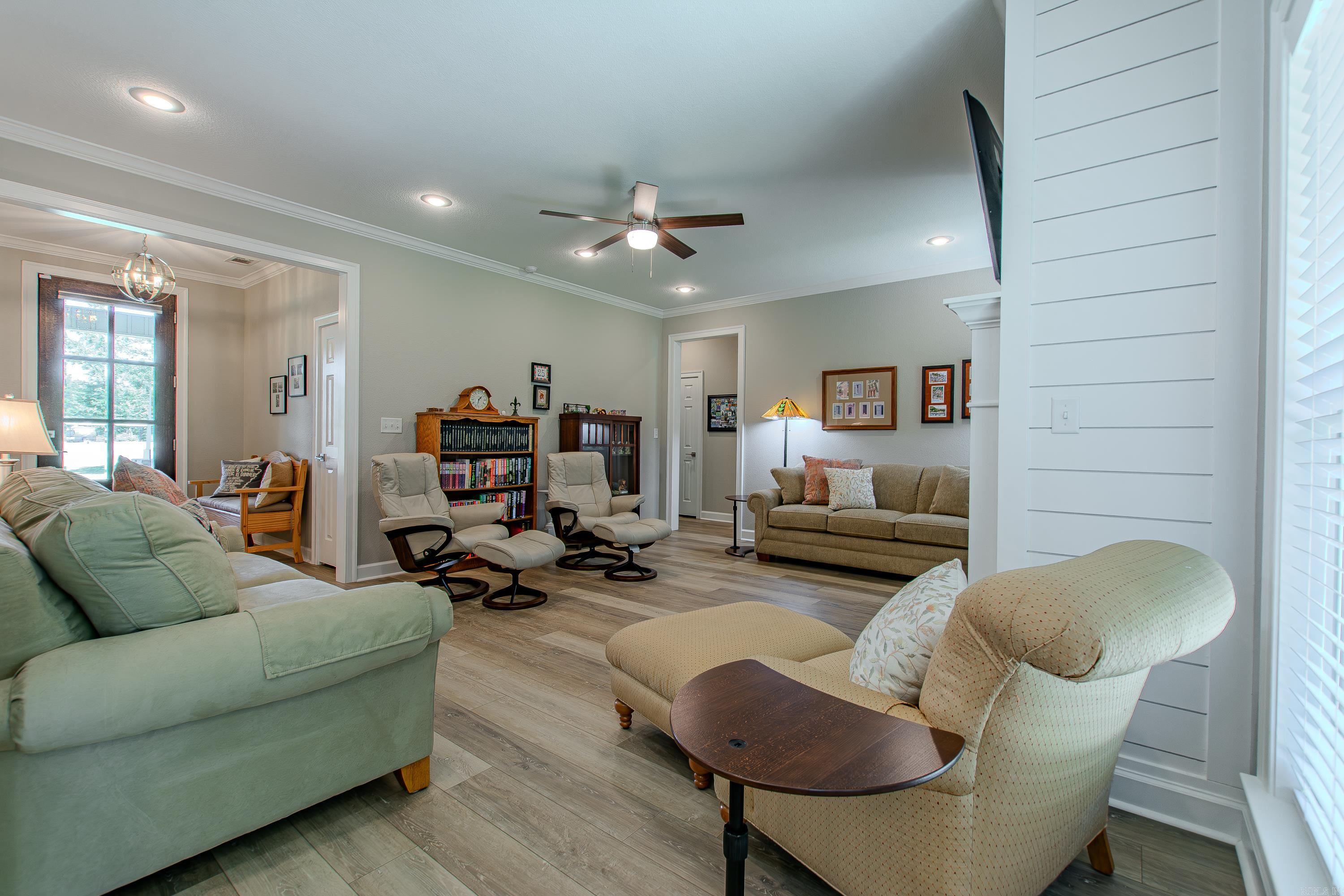 REYNOLDS PARK PLACE - Residential