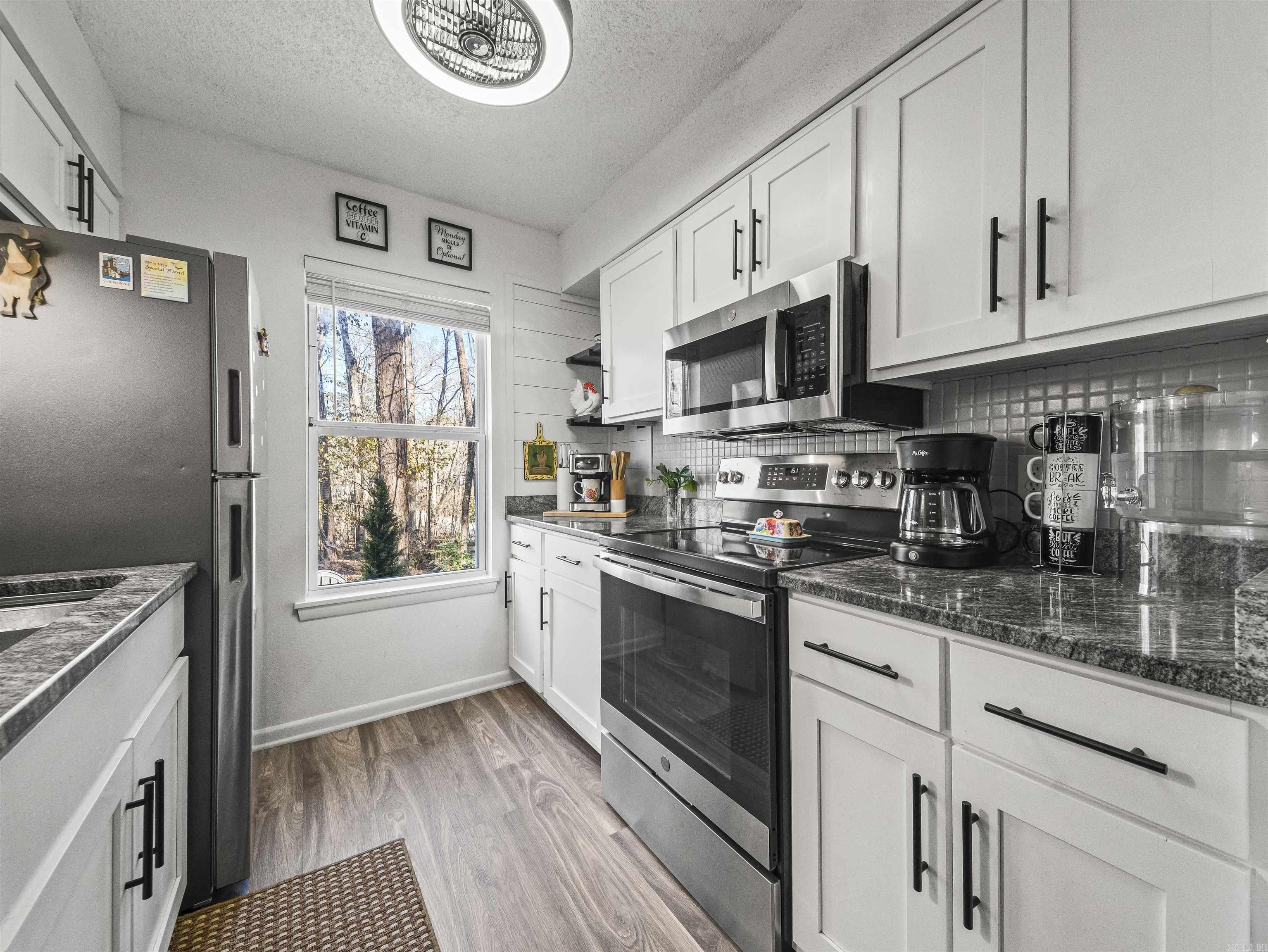 Desoto Courts Townhouse 1 - Residential