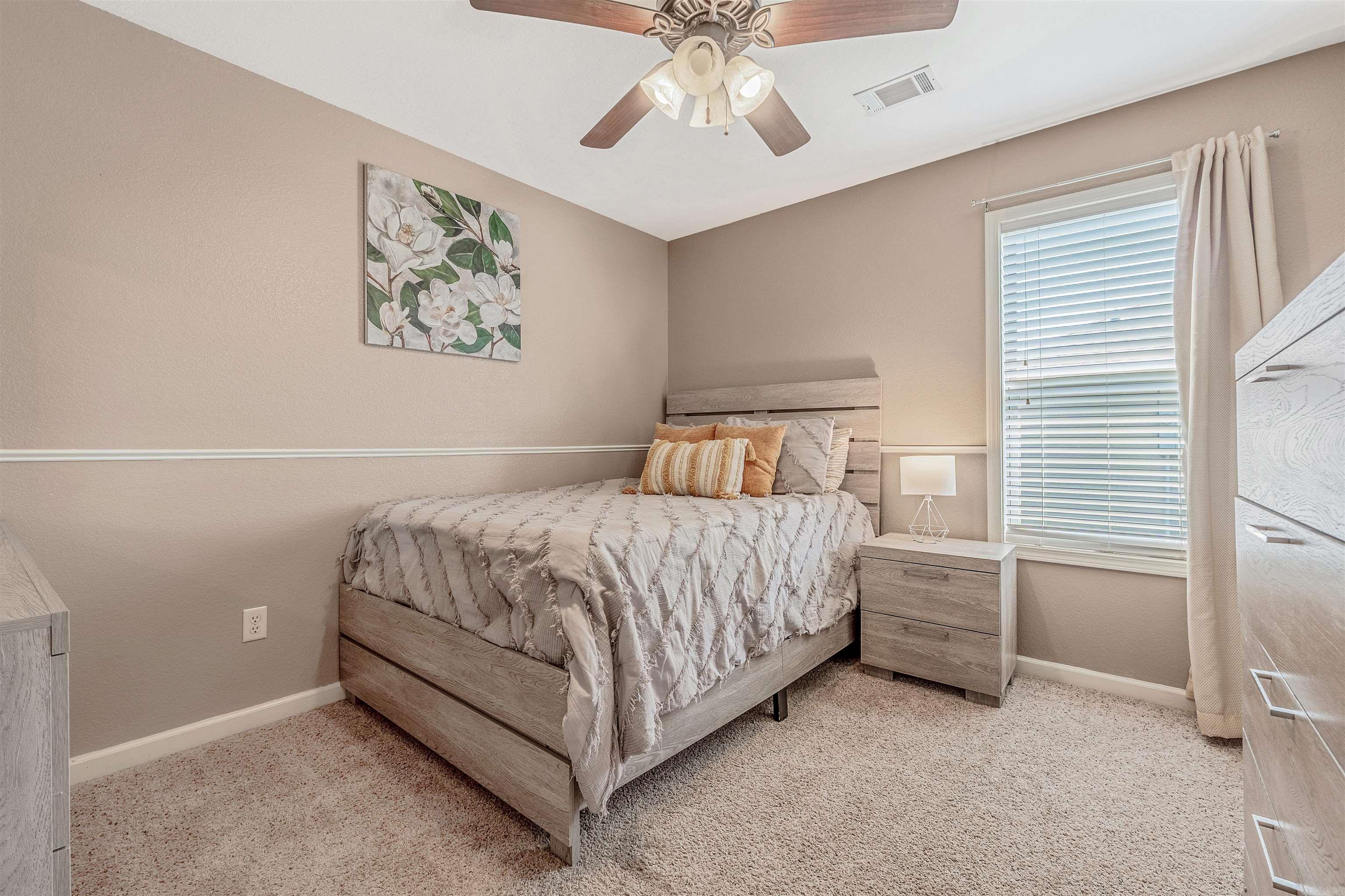 CROSS CREEK - Residential