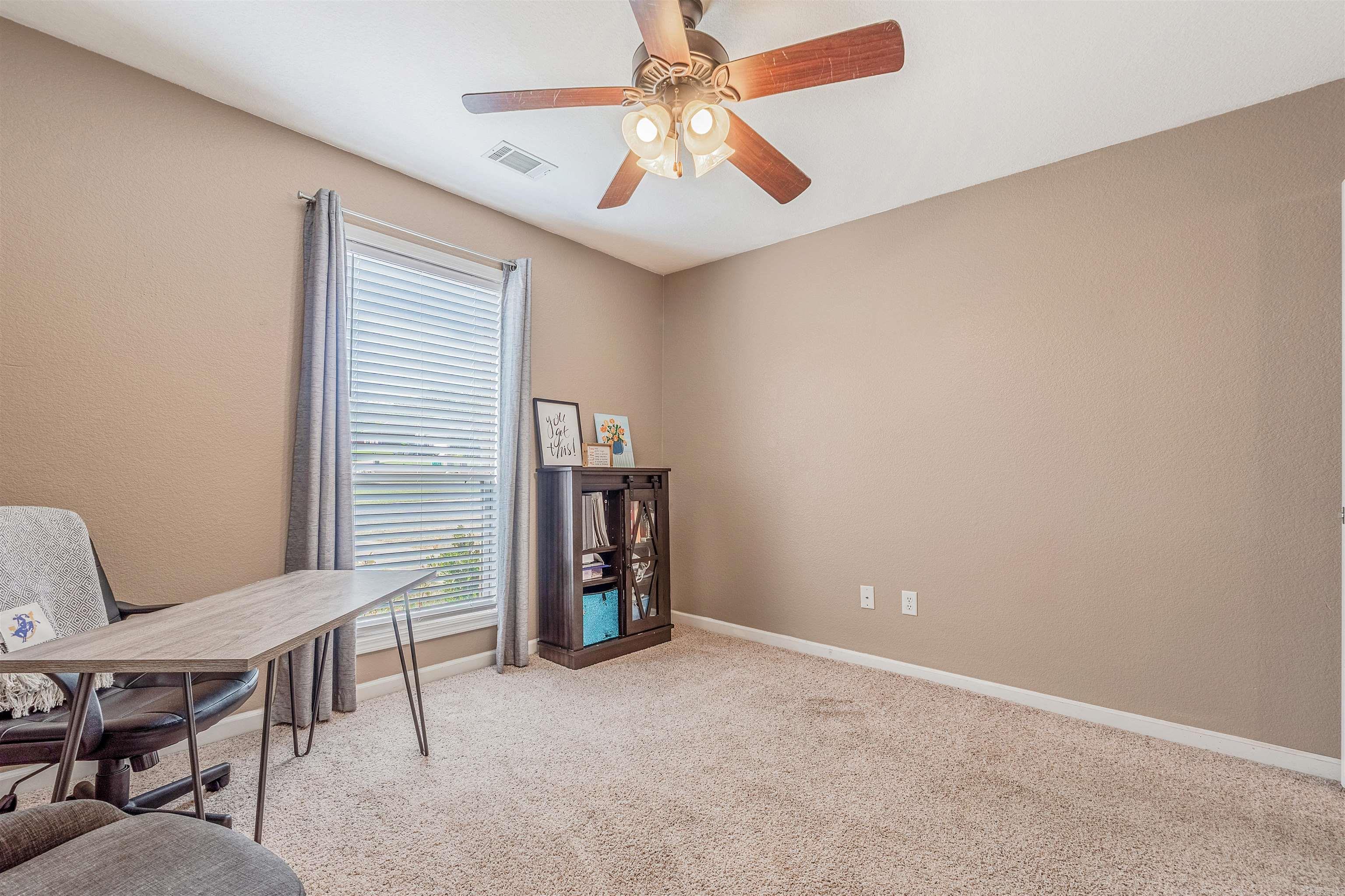 CROSS CREEK - Residential